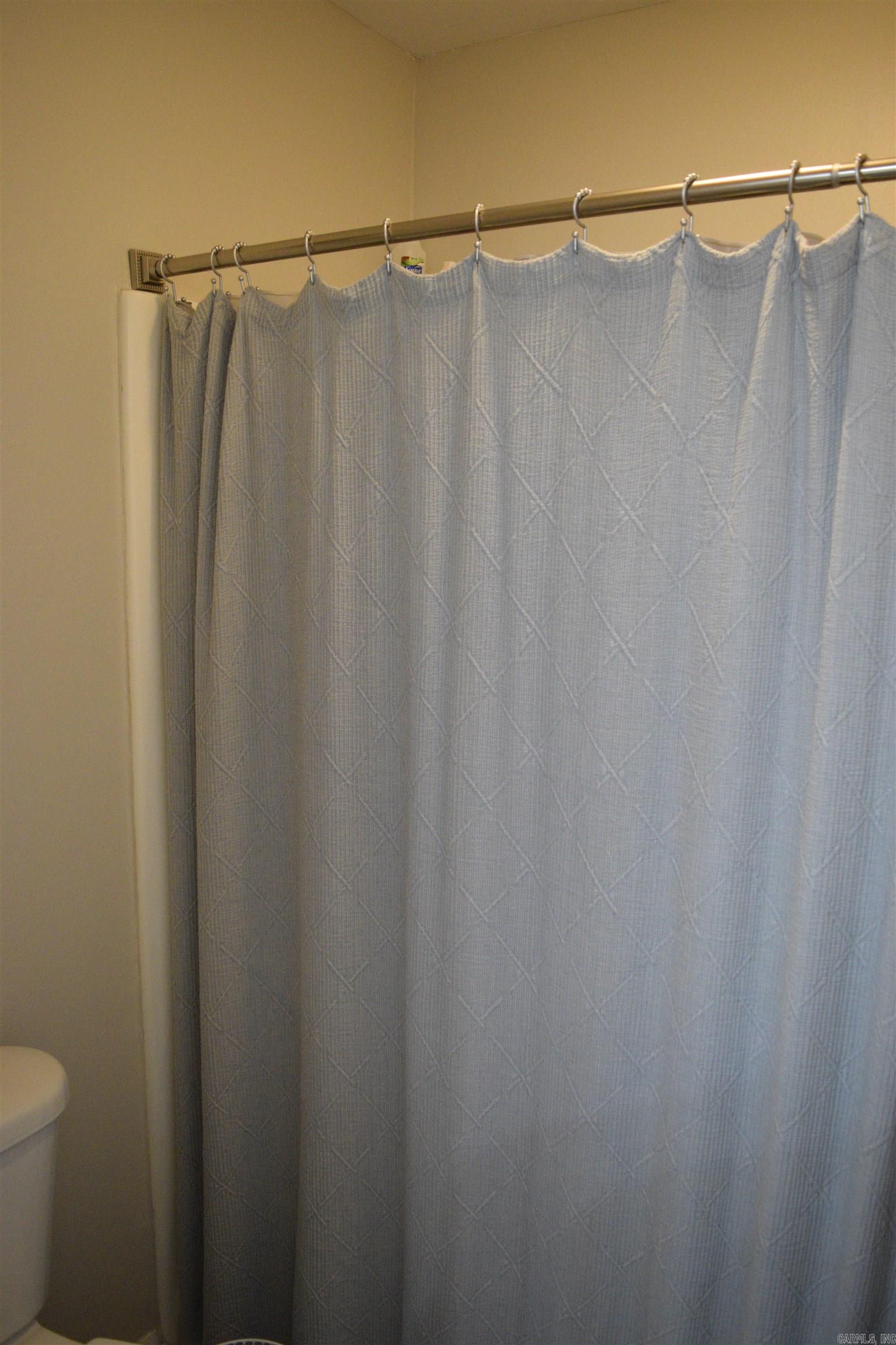 Lakewood Hills Condo - Residential