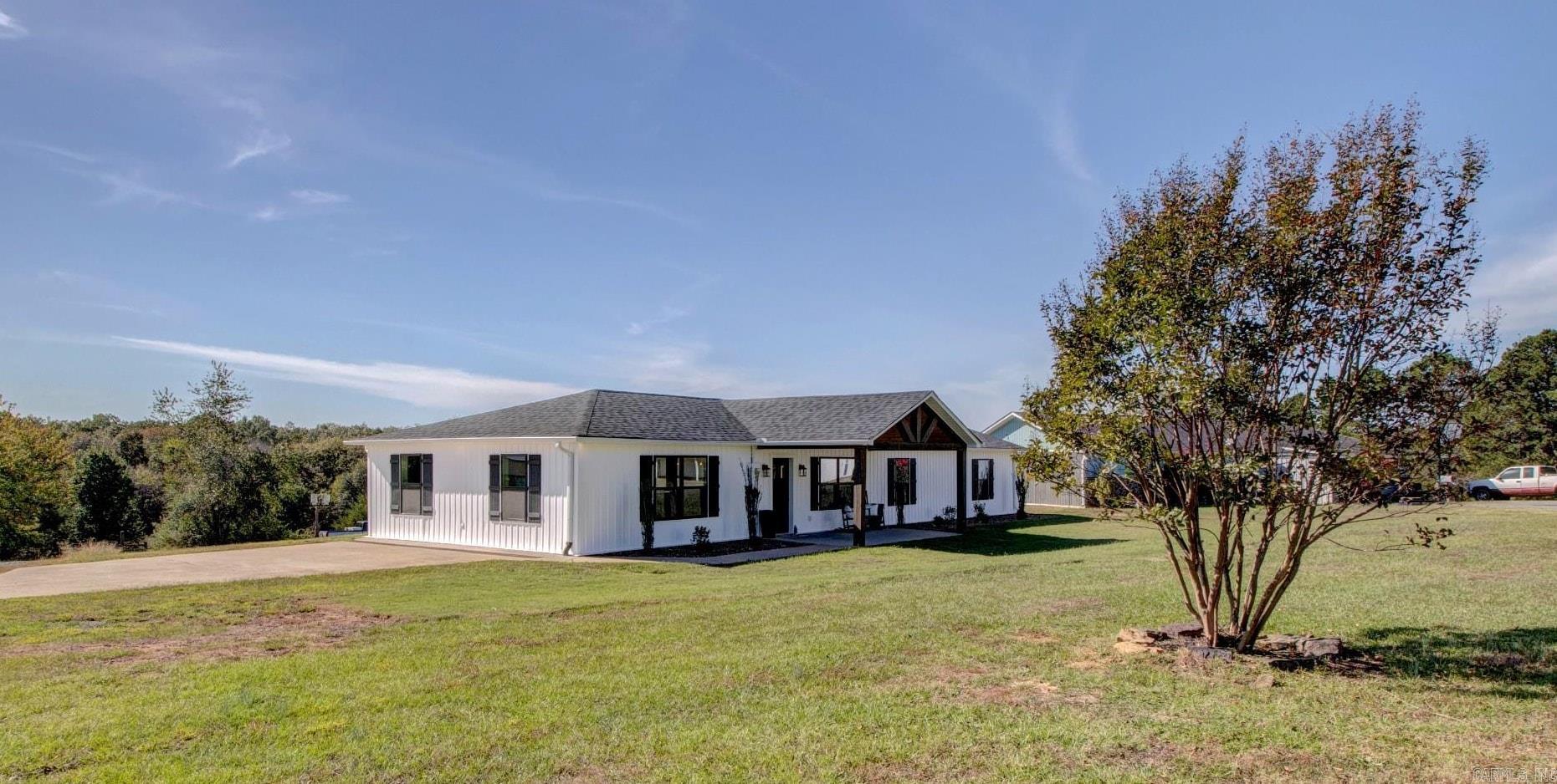 Higden Bay - Residential