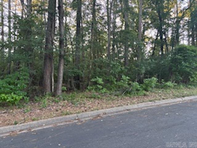 An attractive building lot off of Peppertree in a popular residential area. There are underground utilities available such as electric, natural gas, city sewer, & internet. Protective covenants for this neighborhood! Come & check out this attractive lot for your dream home! Reasonably Priced!