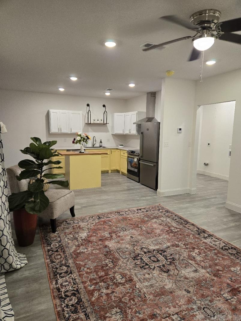 AUSTIN & TAYLOR ADDITION - Residential