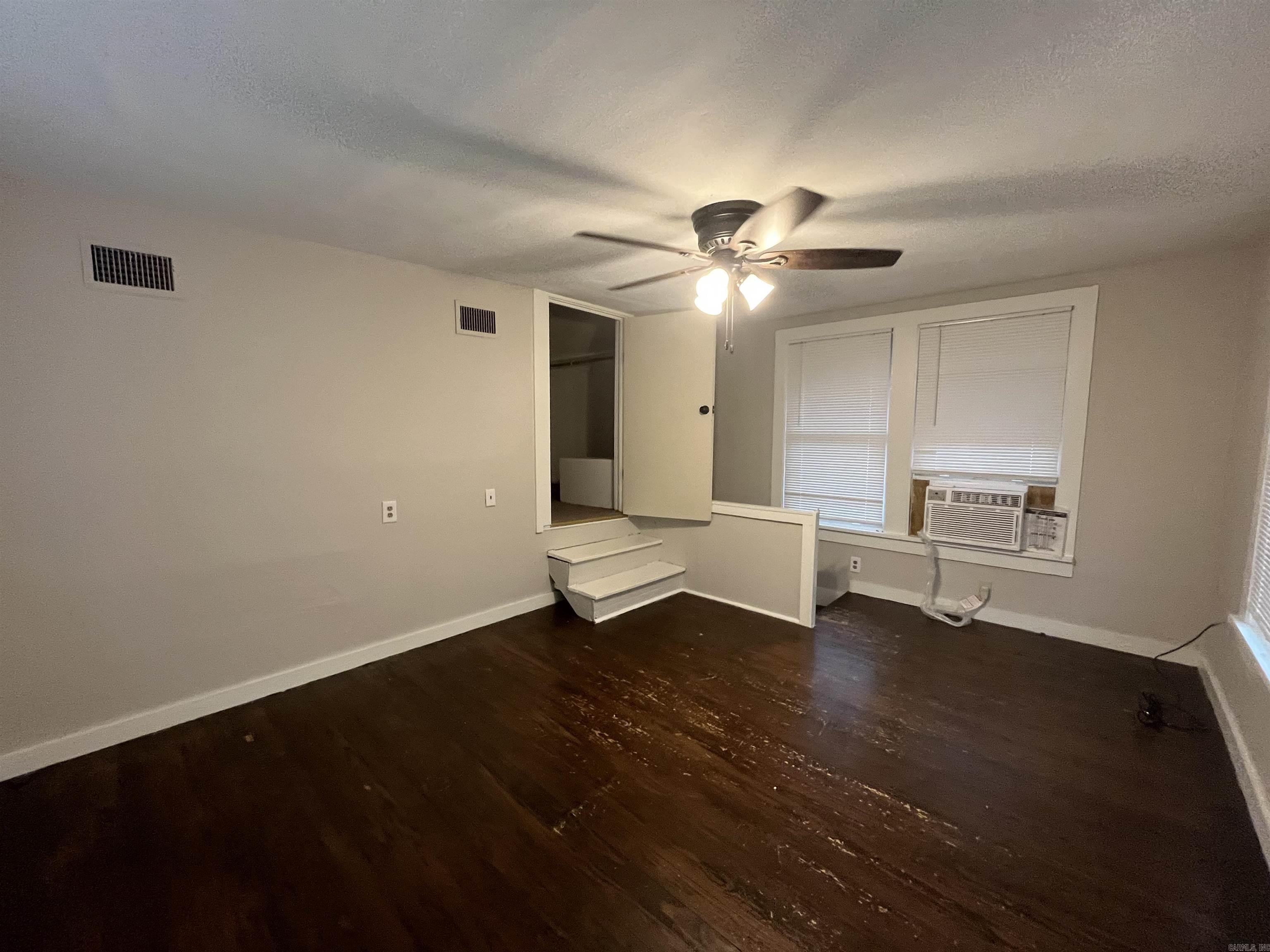 Boones - Residential Lease