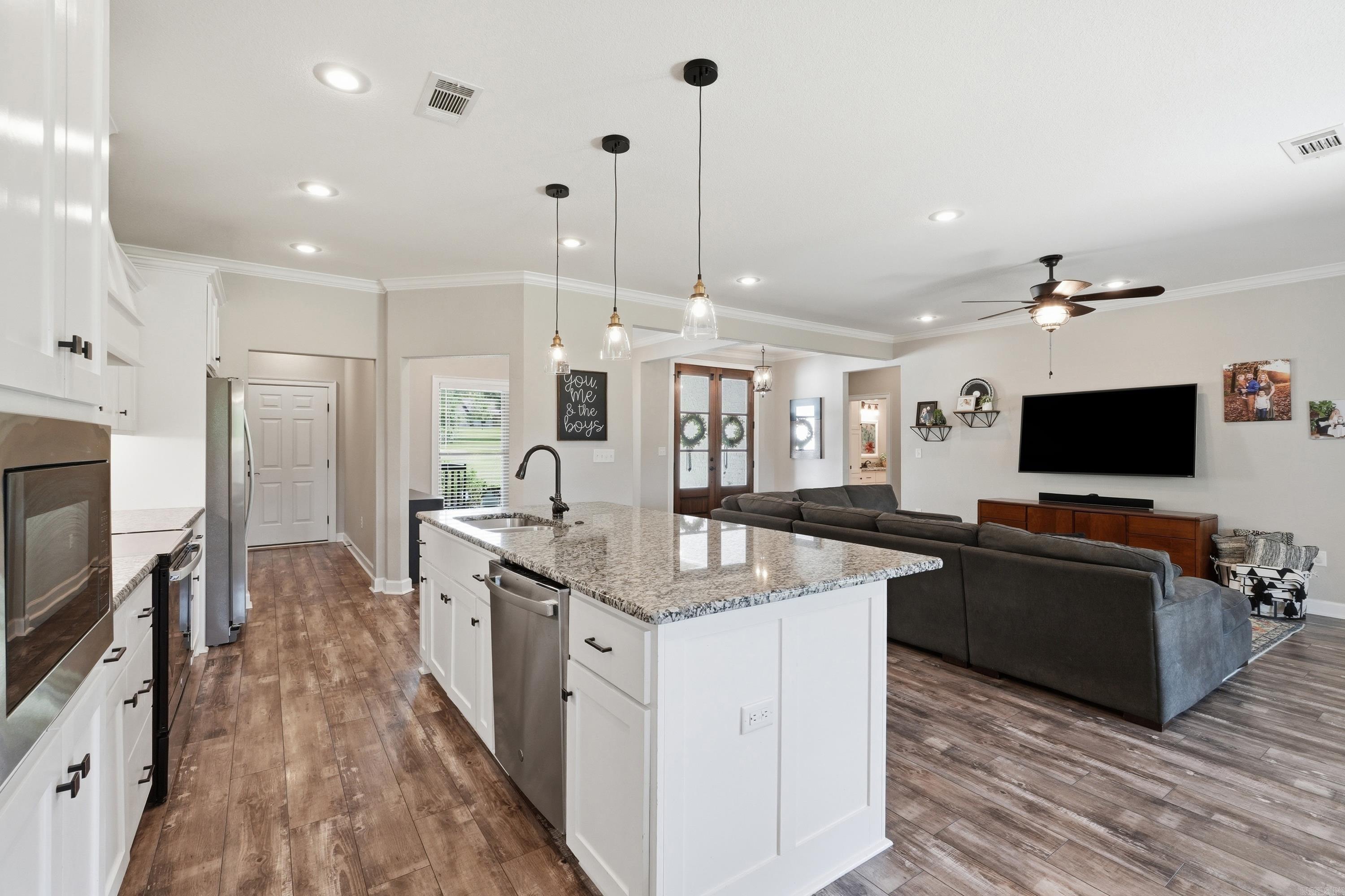 COYOTE RIDGE - Residential