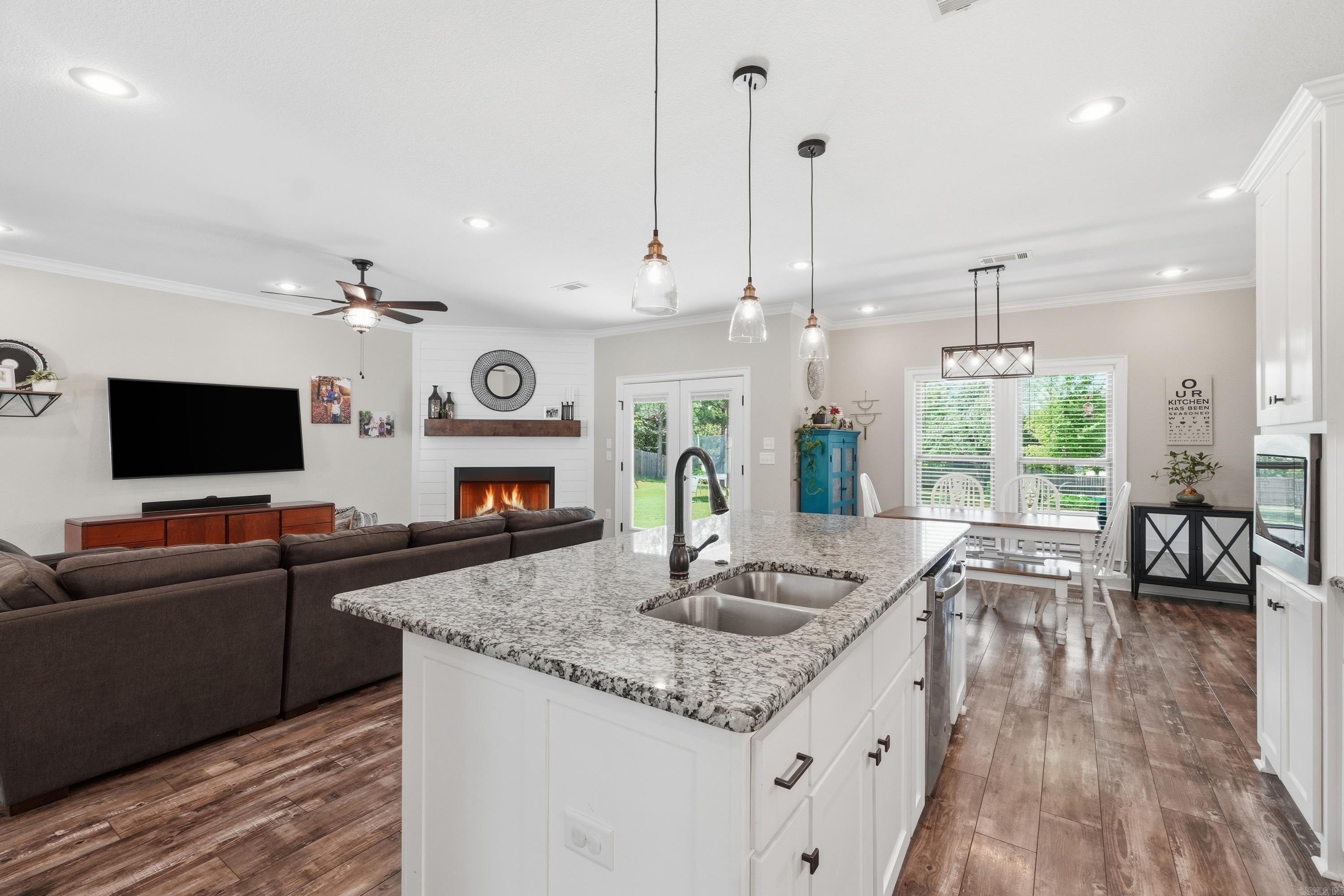 COYOTE RIDGE - Residential