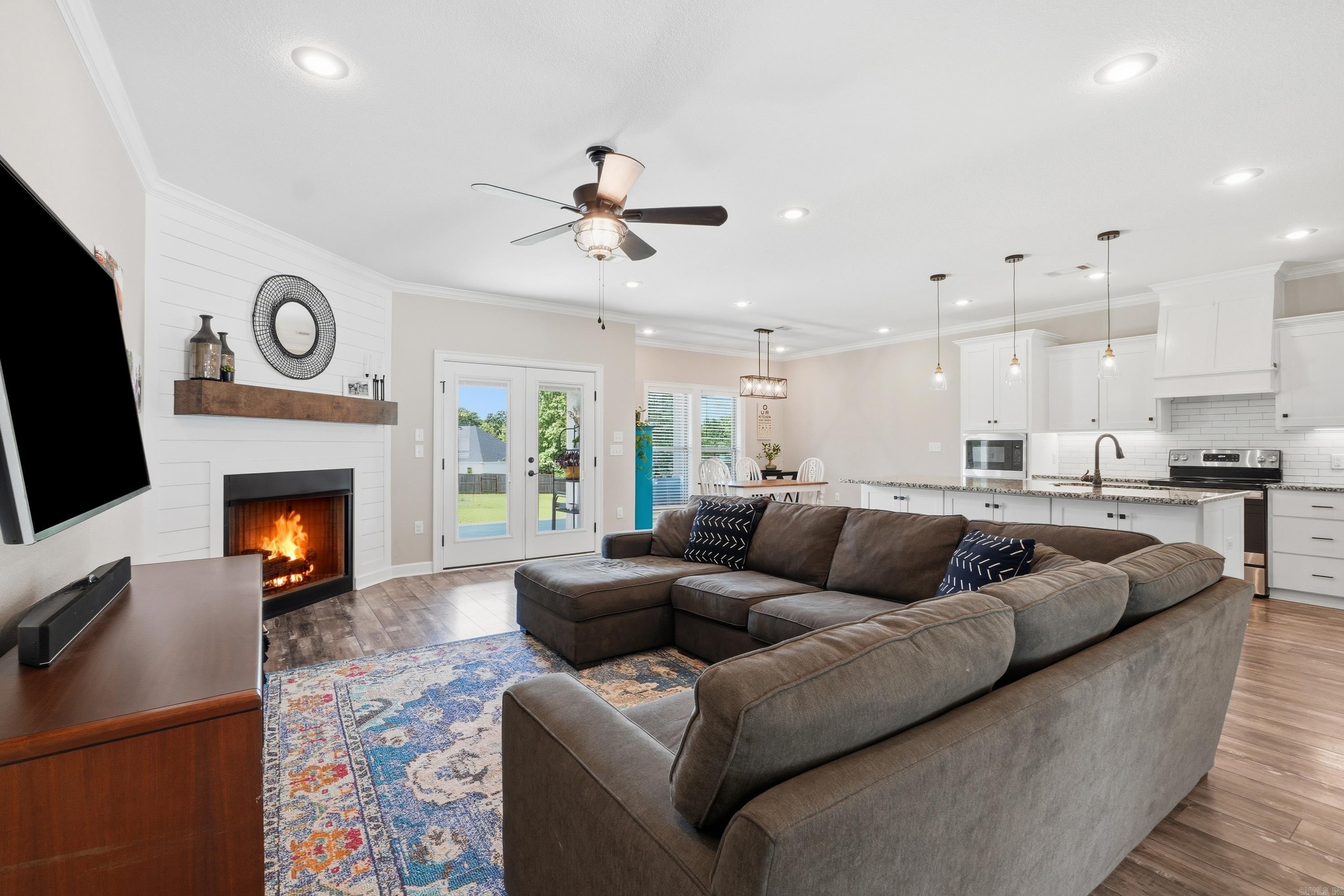 COYOTE RIDGE - Residential