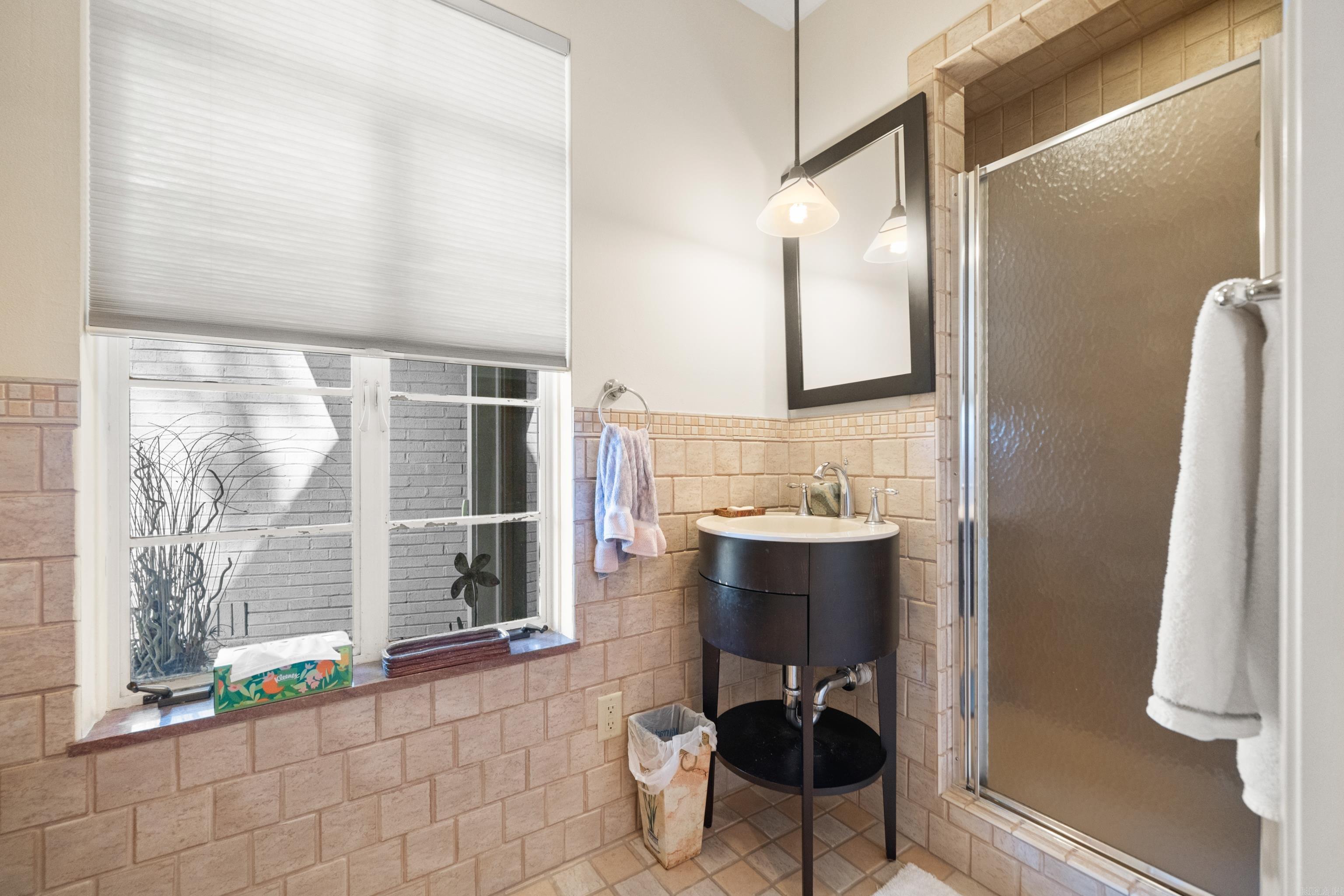 BASKIN, H.F. - Residential