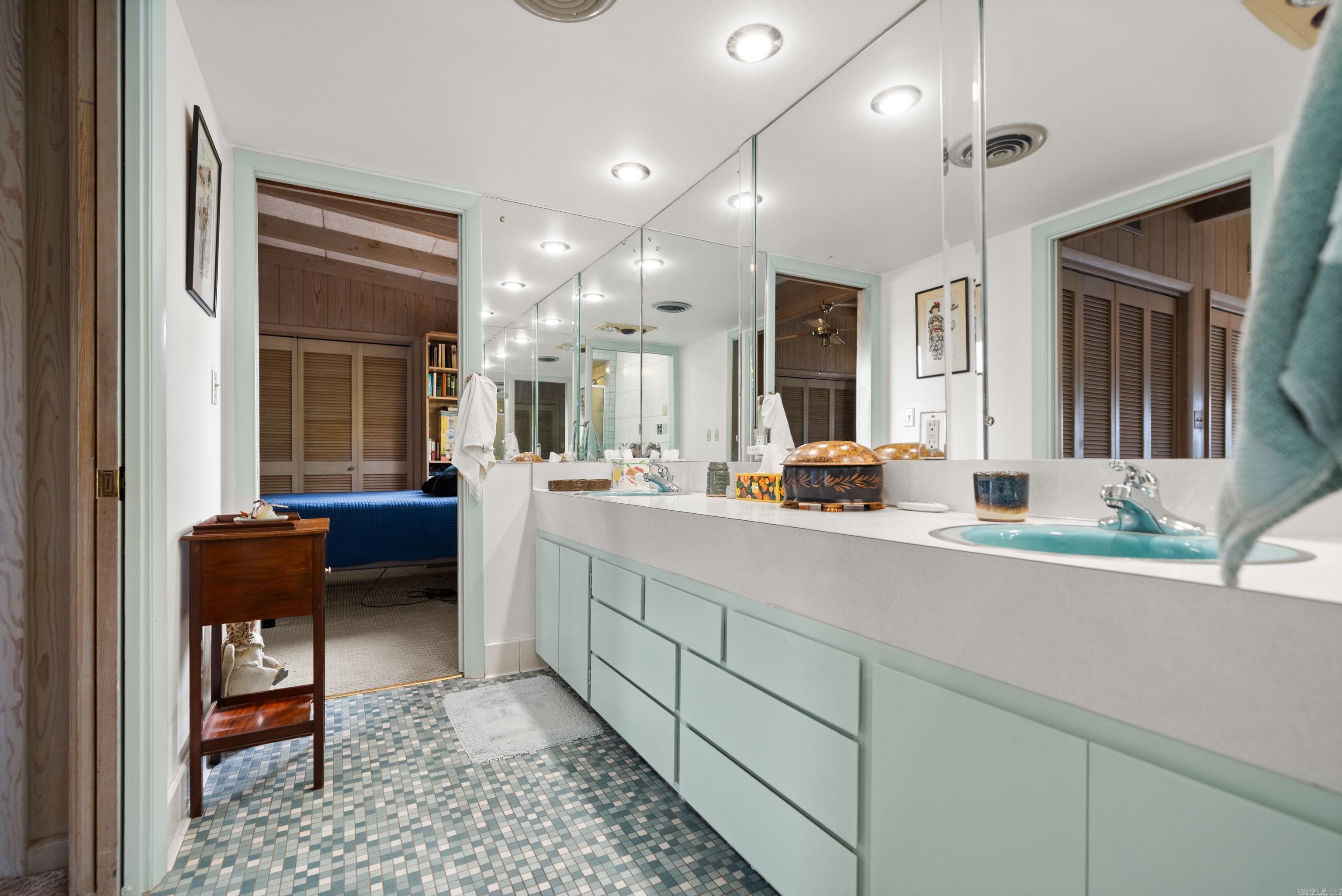 BASKIN, H.F. - Residential