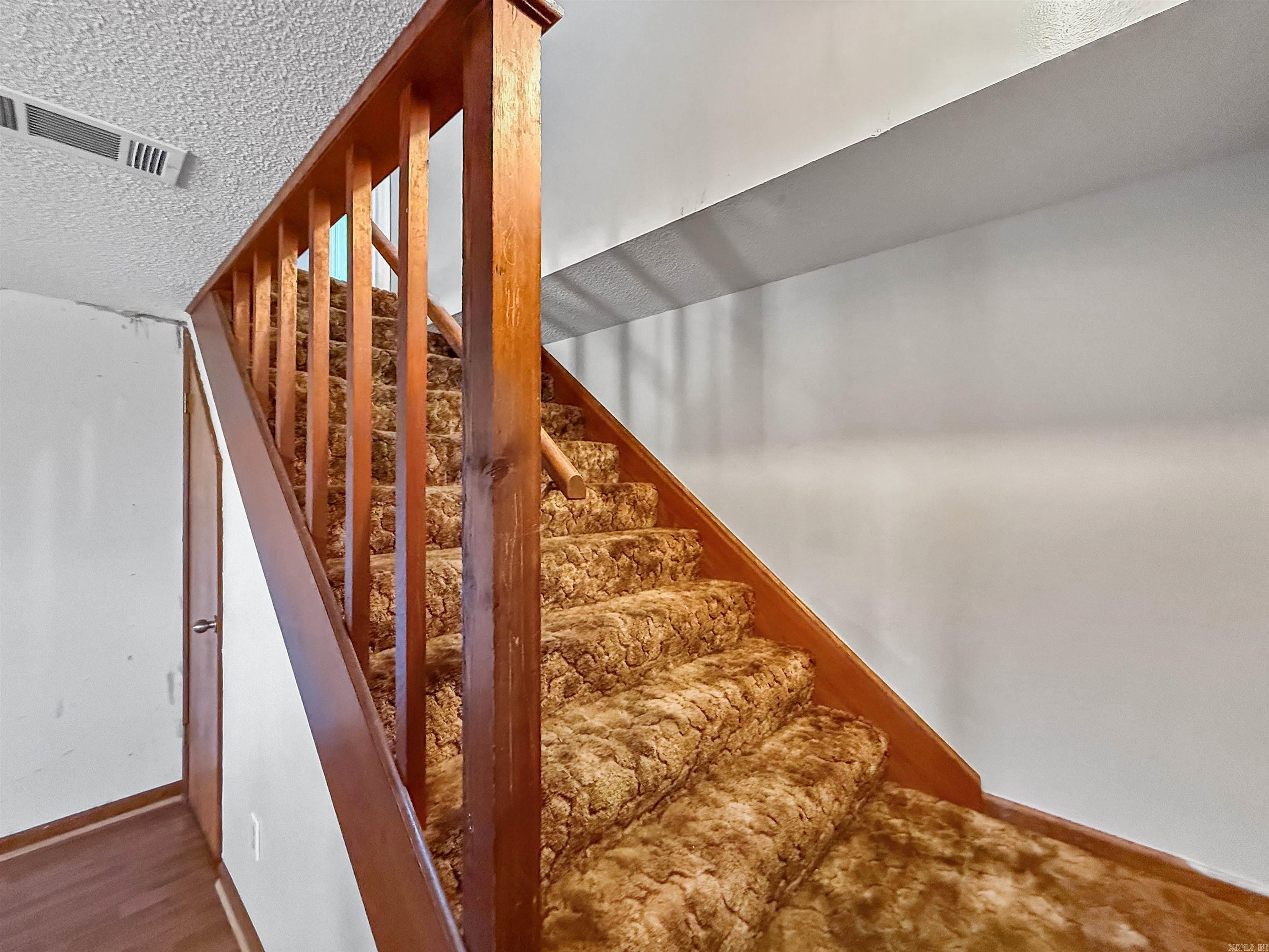 VALLEY VIEW - Residential