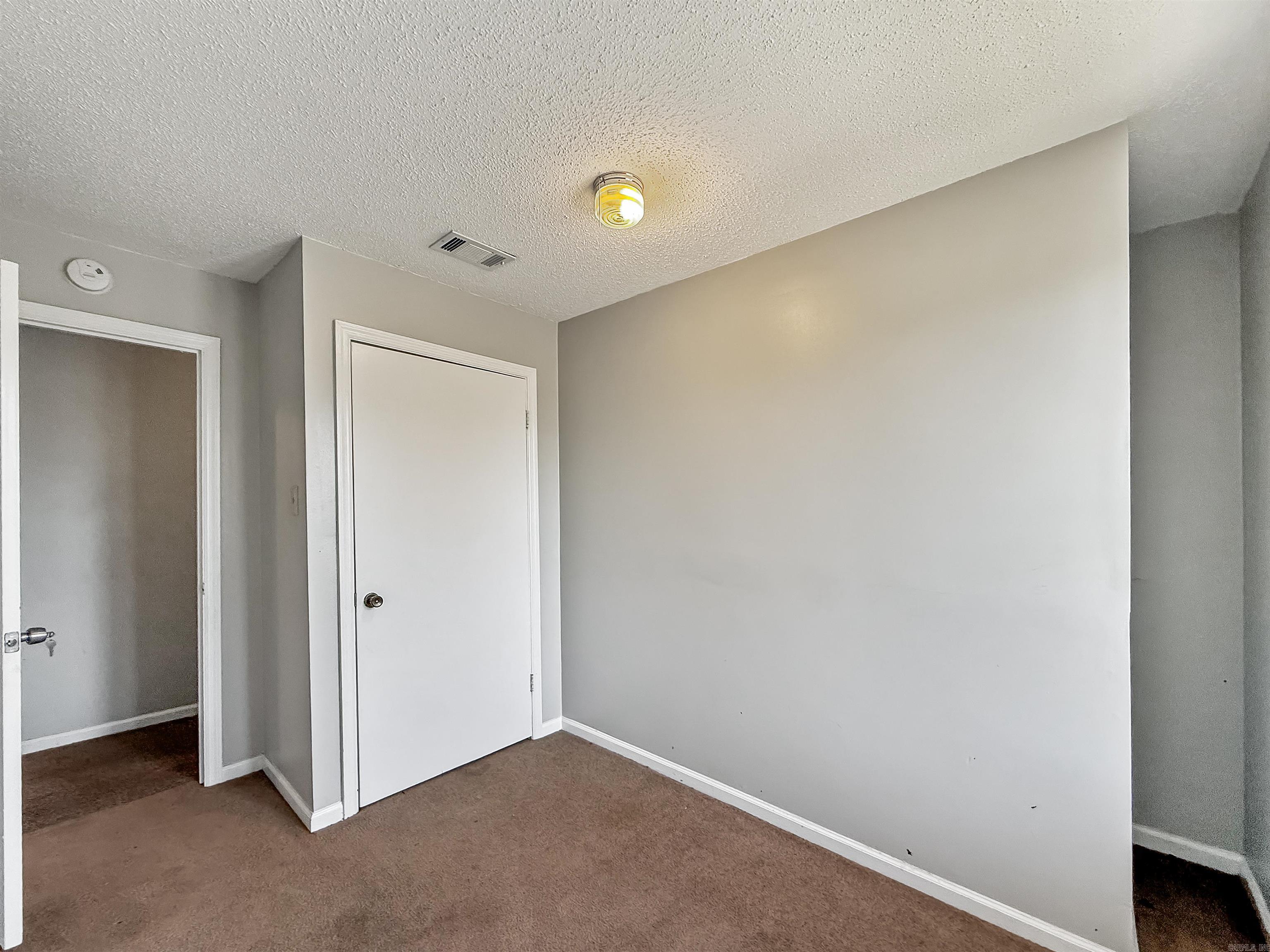 VALLEY VIEW - Residential