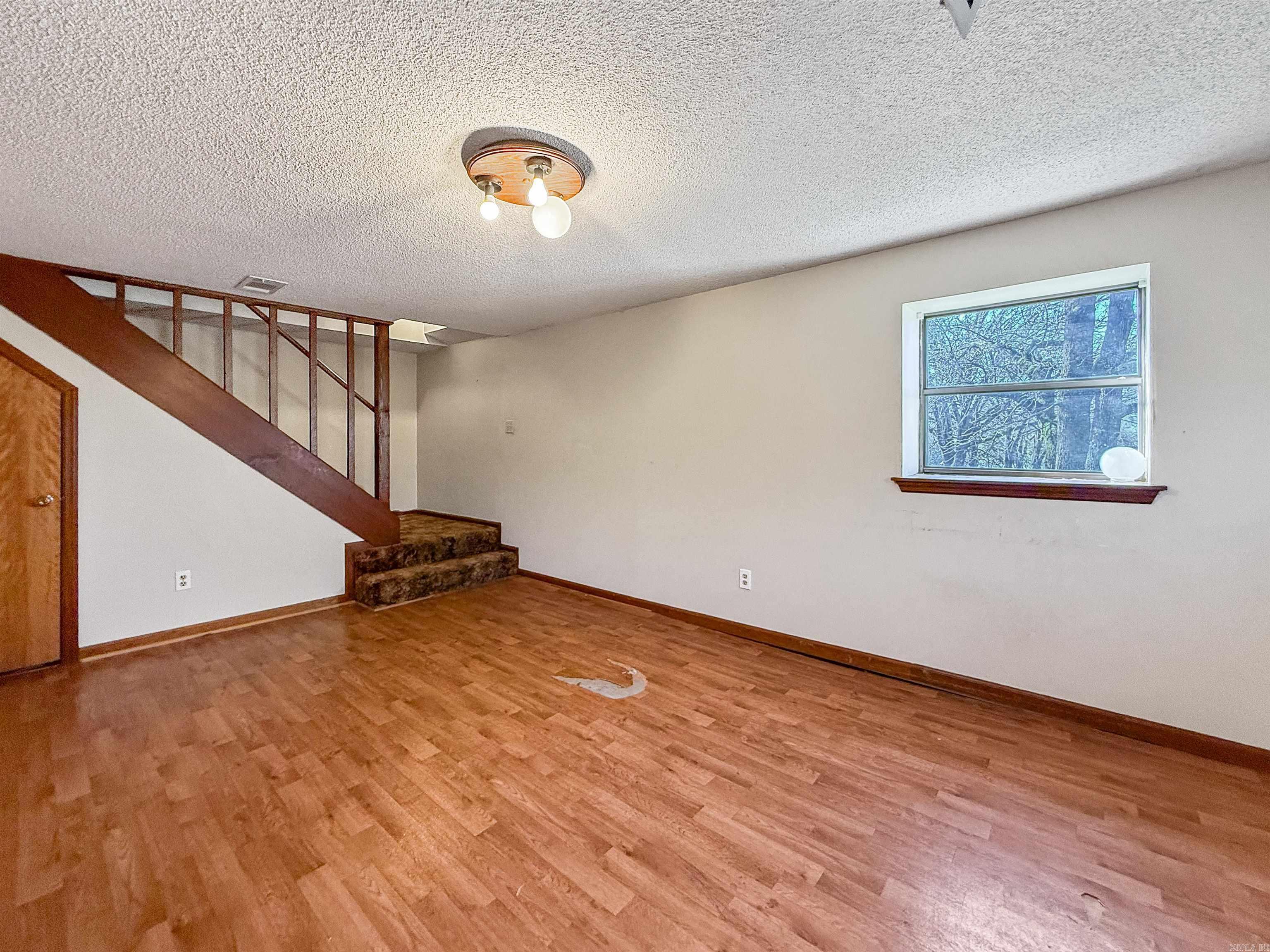 VALLEY VIEW - Residential