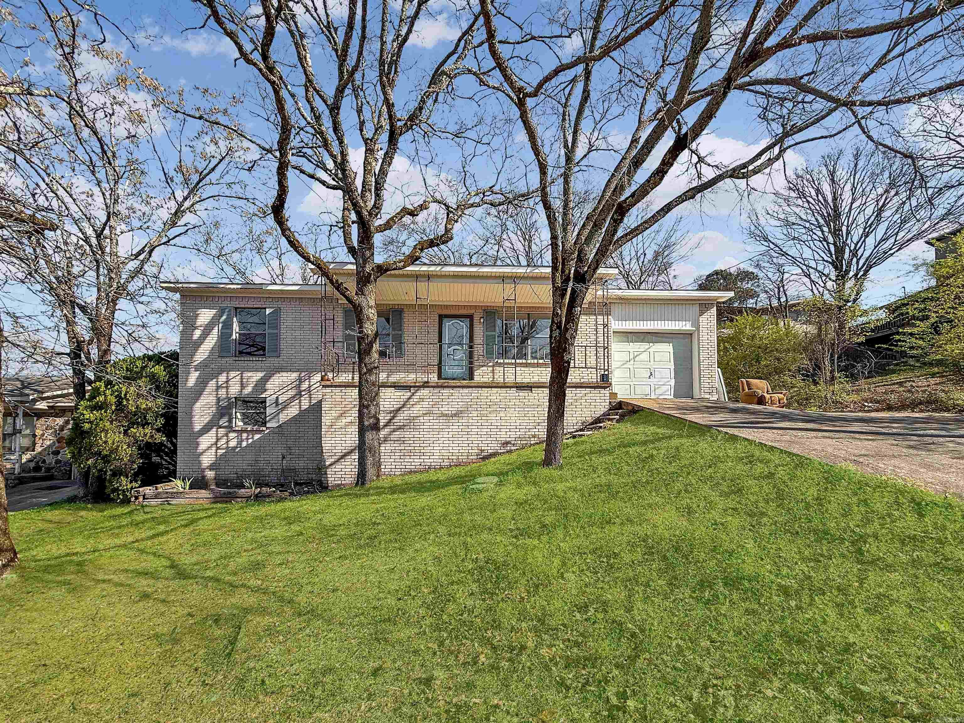 VALLEY VIEW - Residential