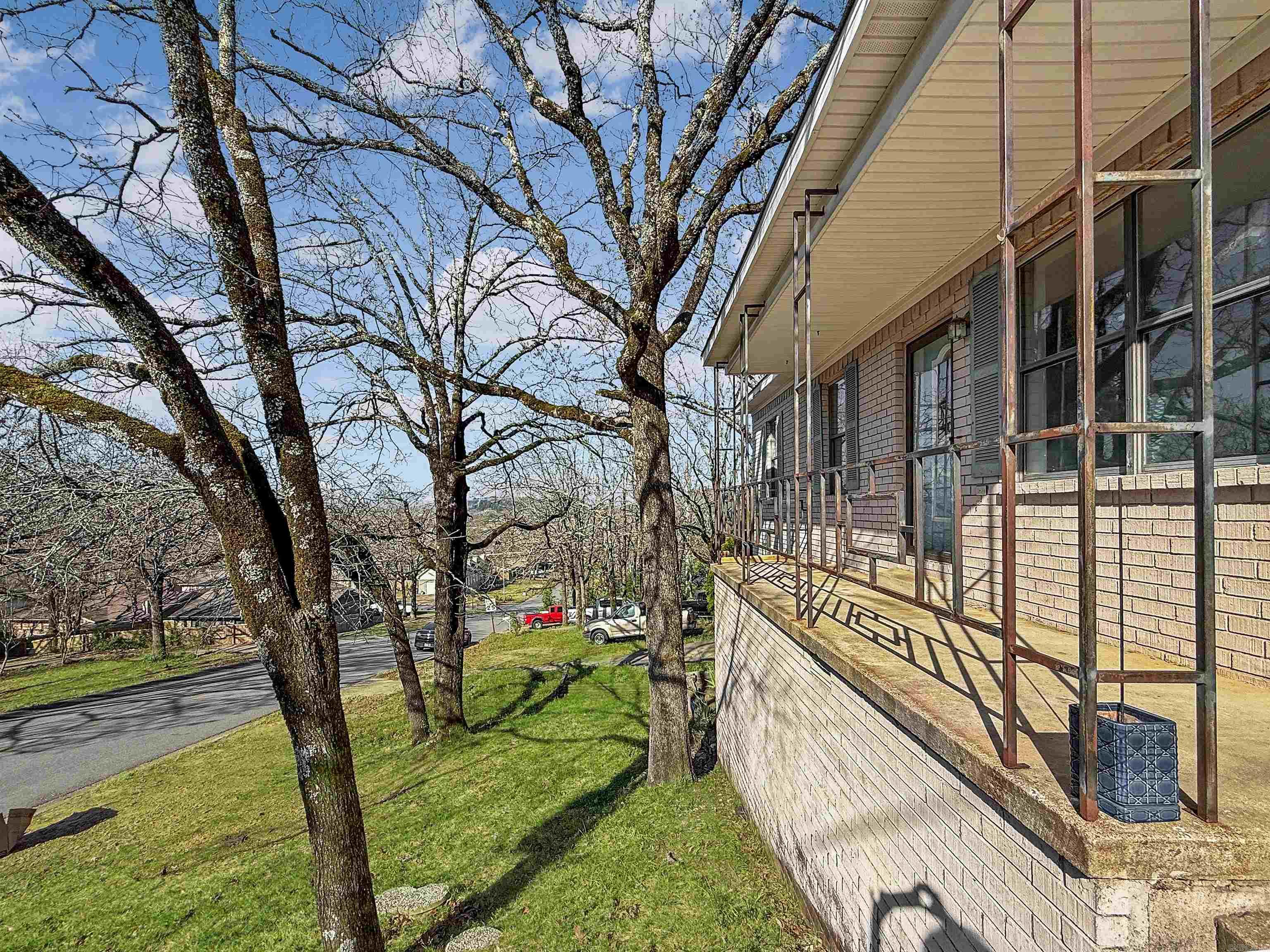 VALLEY VIEW - Residential