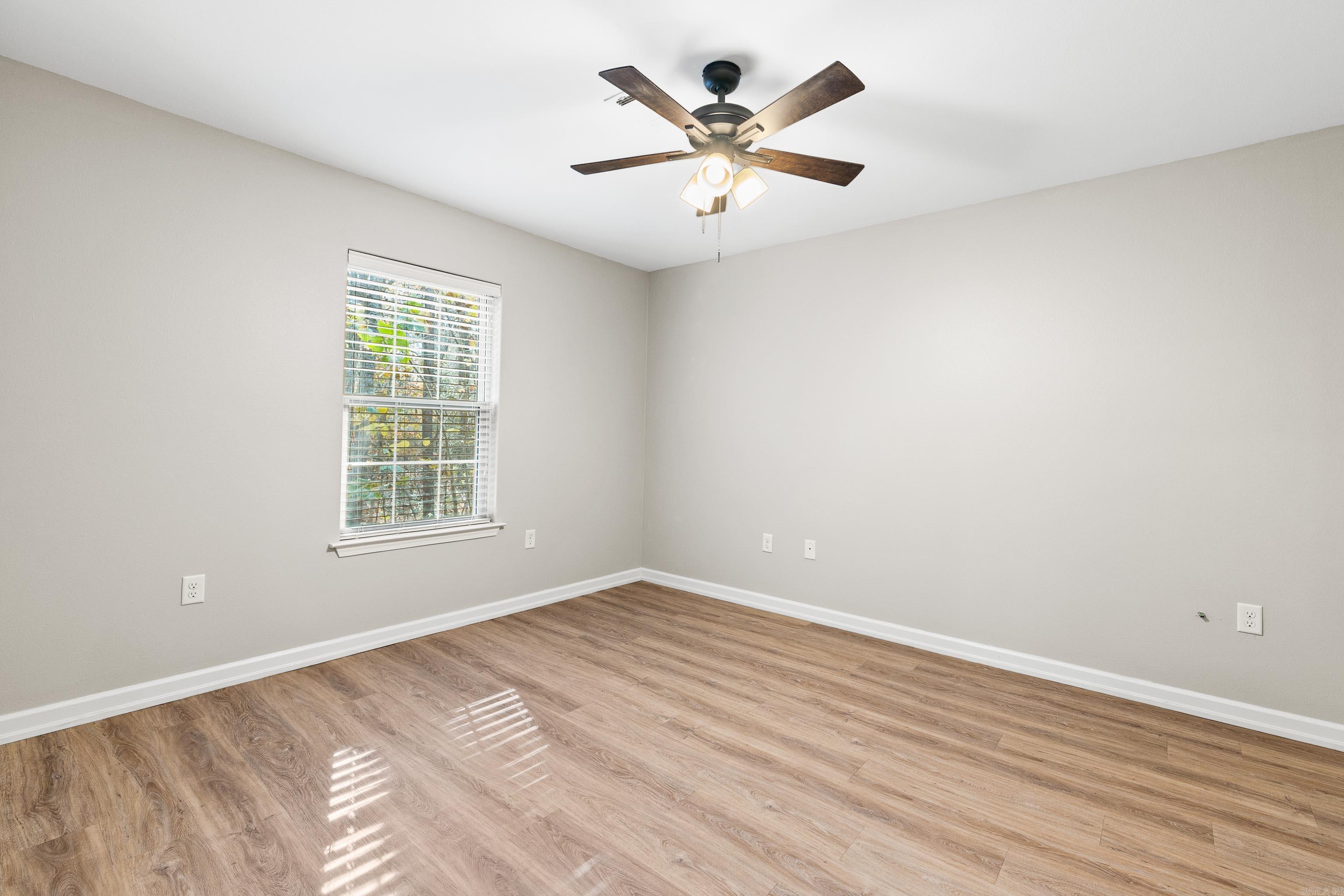 BRADY MEADOWS - Residential