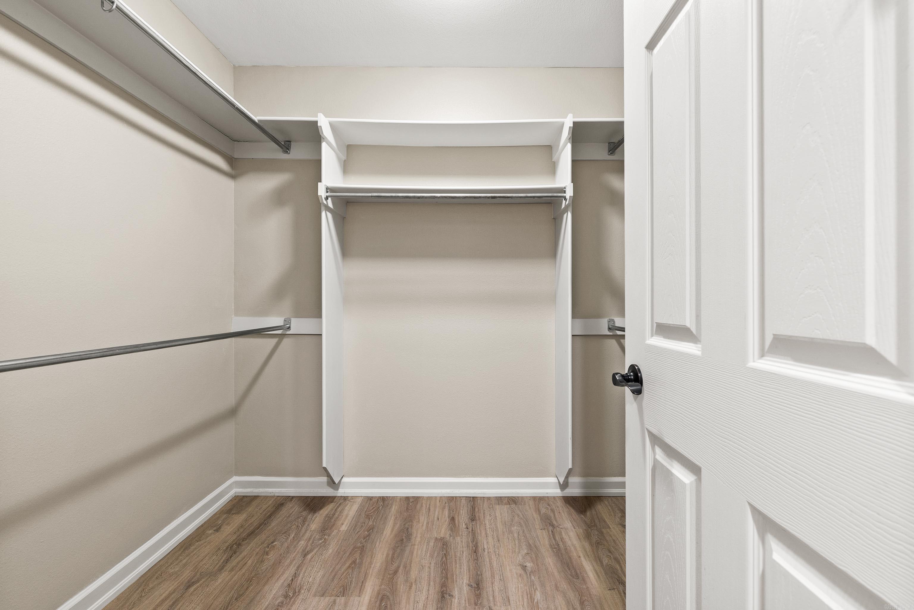 BRADY MEADOWS - Residential