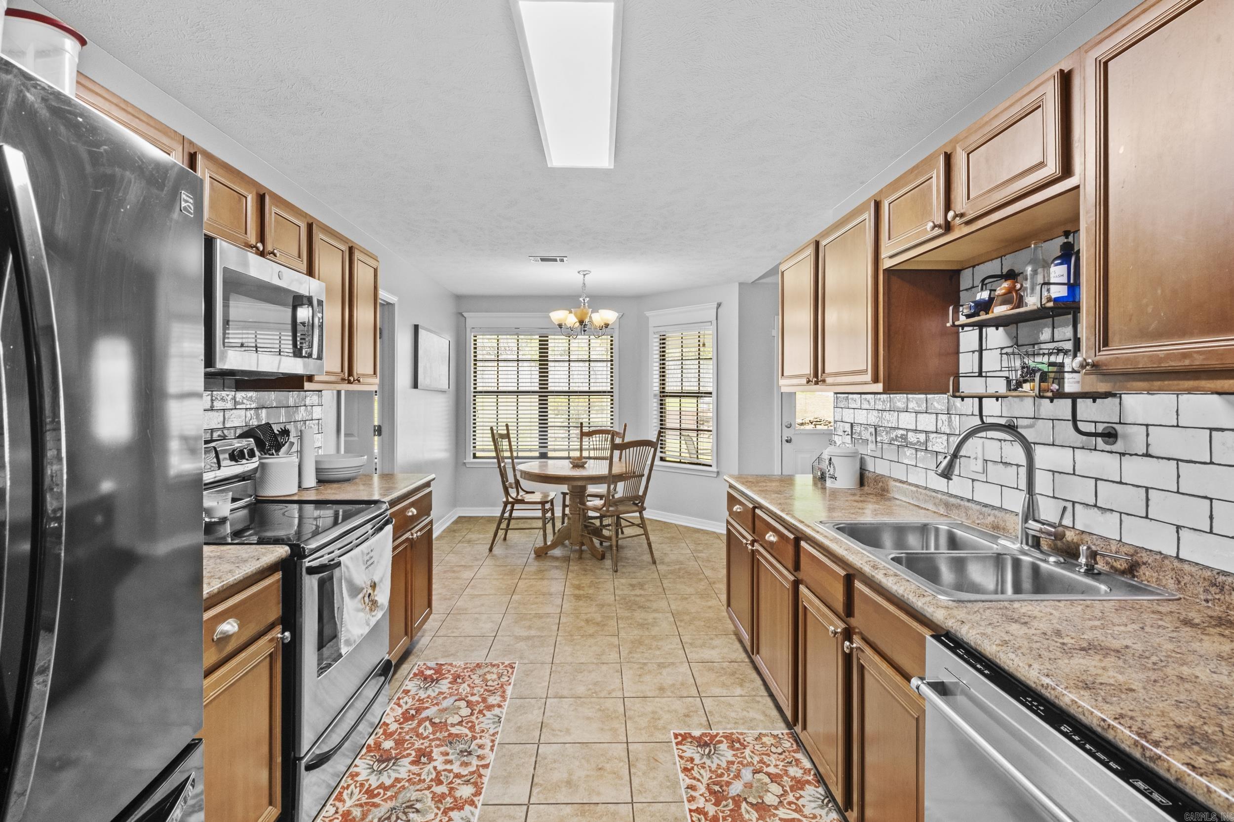 FIELDPOINTE ADD - Residential