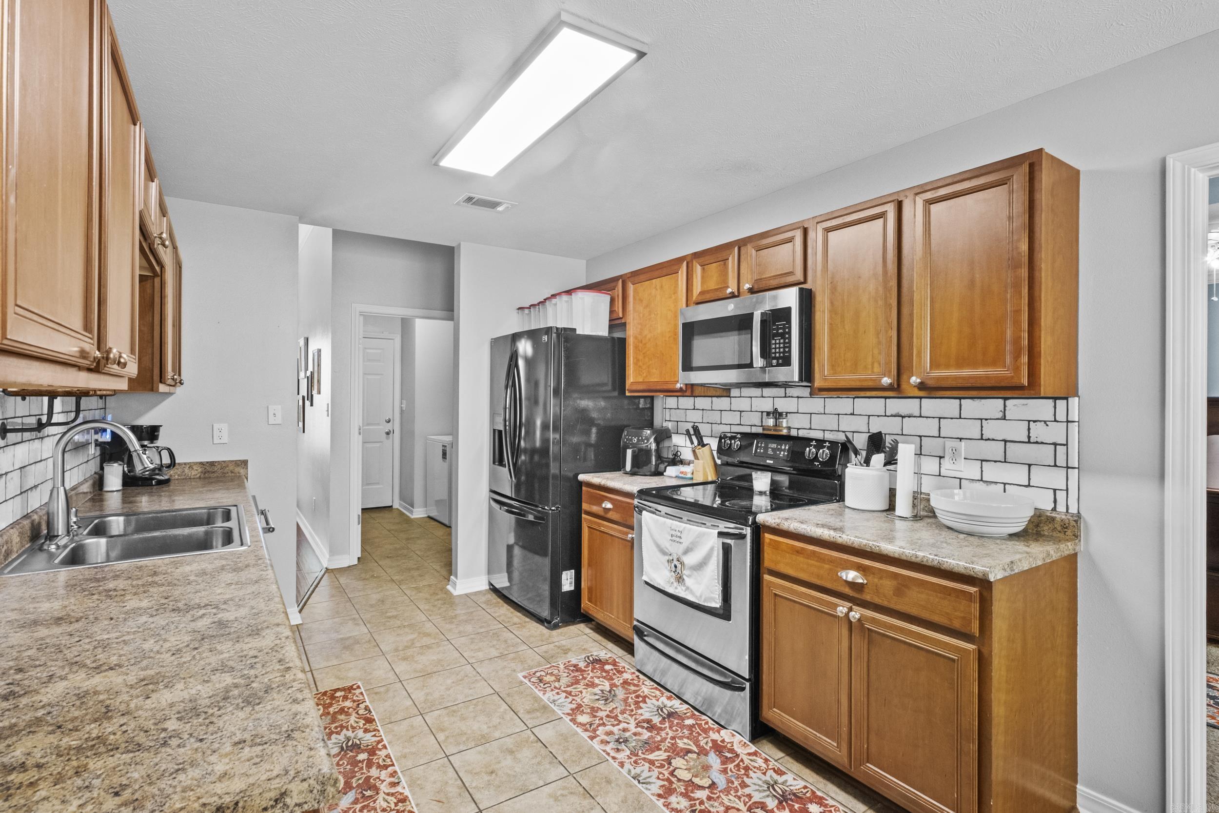 FIELDPOINTE ADD - Residential