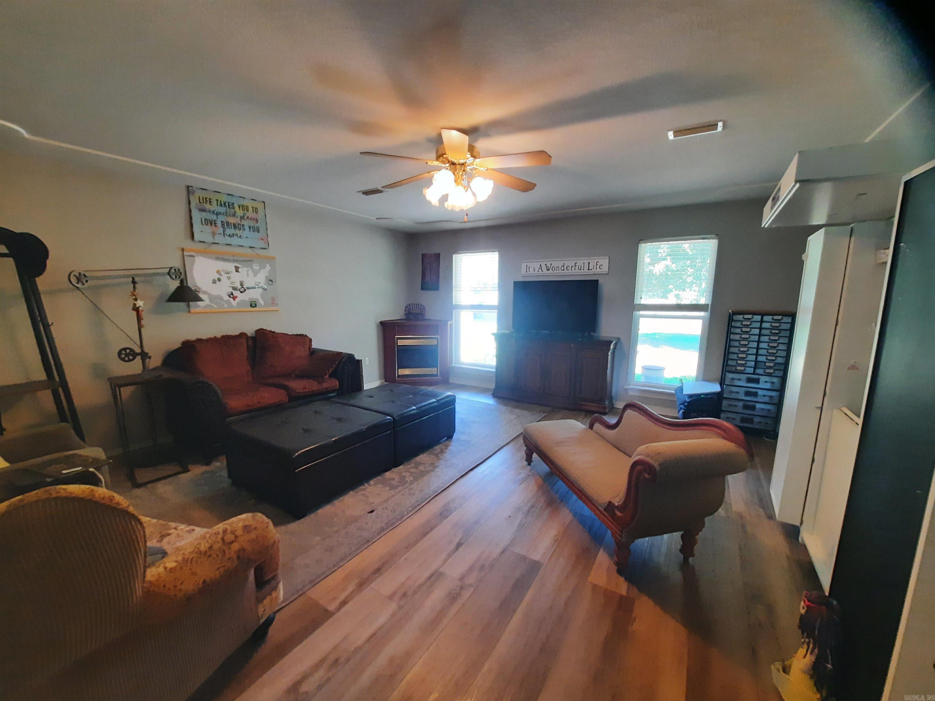 FLATWOODS - Residential
