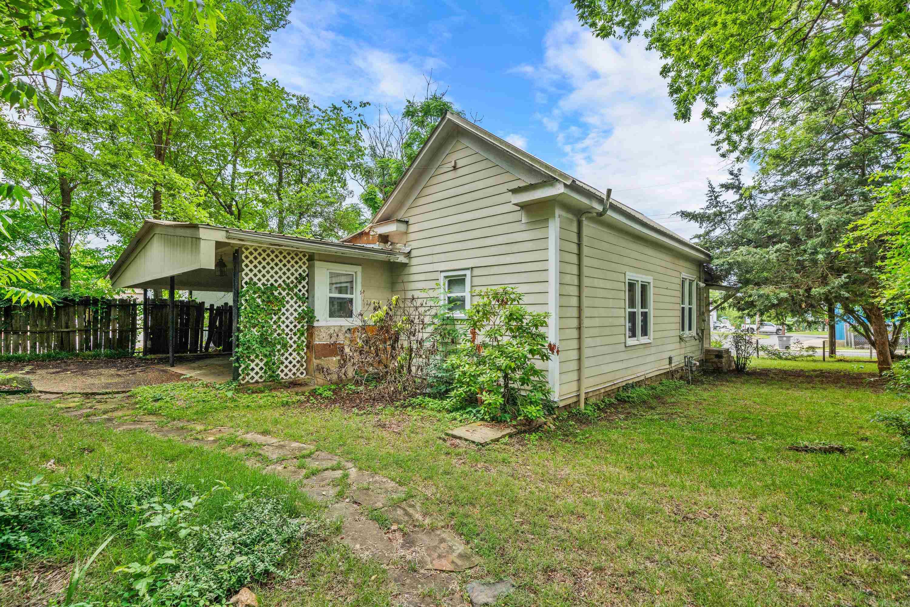 GRIFFITH, J.R. - Residential