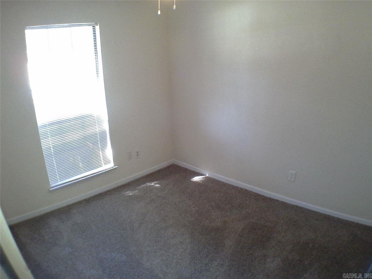 Bryant Meadows VII - Residential Lease