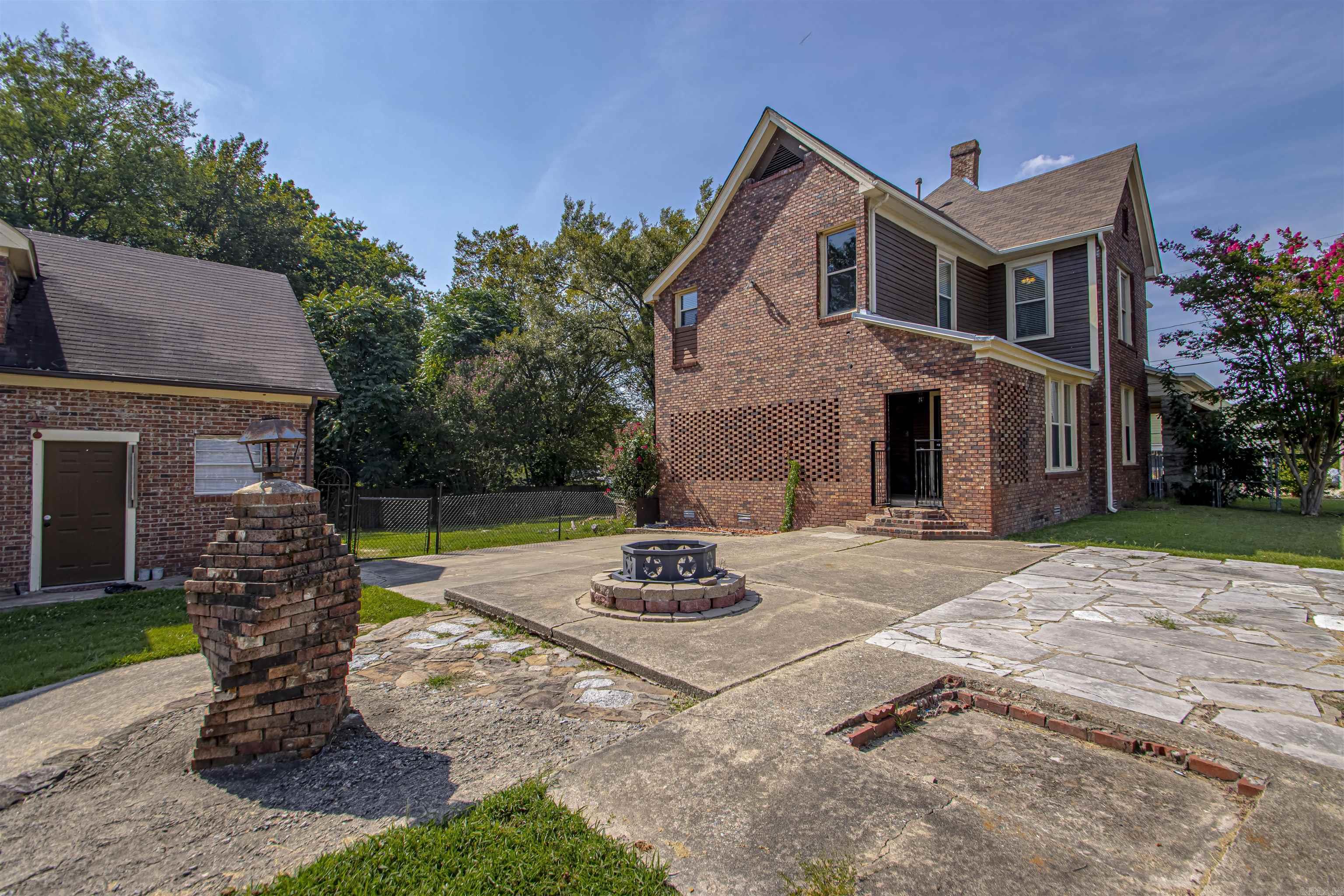 BRADDOCKS - Residential