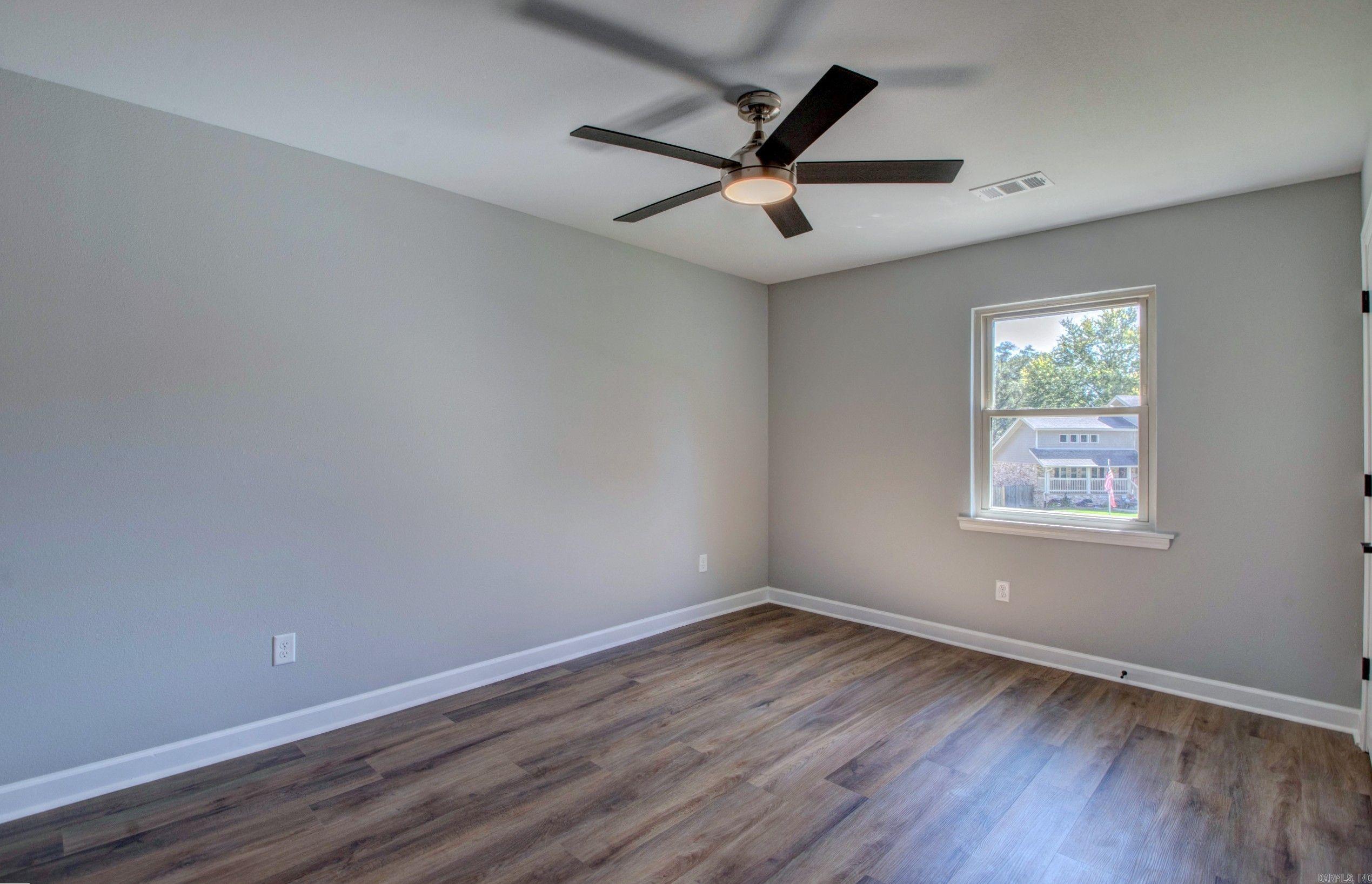 STONEWALL - Residential