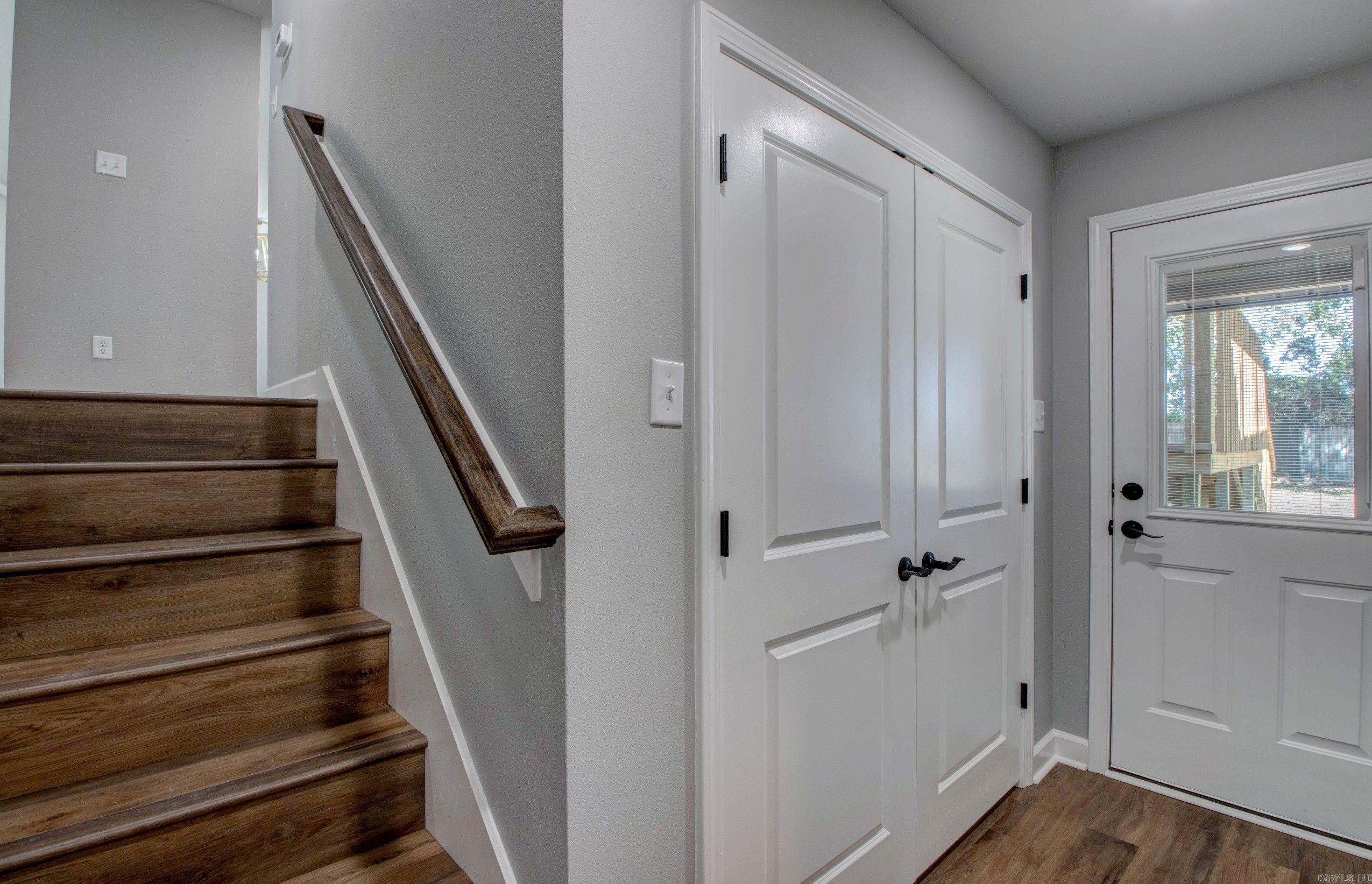STONEWALL - Residential