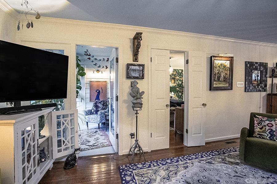 LINDEN COURT CONDO HPR - Residential