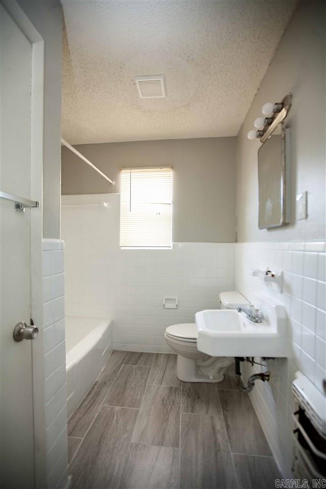 University - Residential Lease