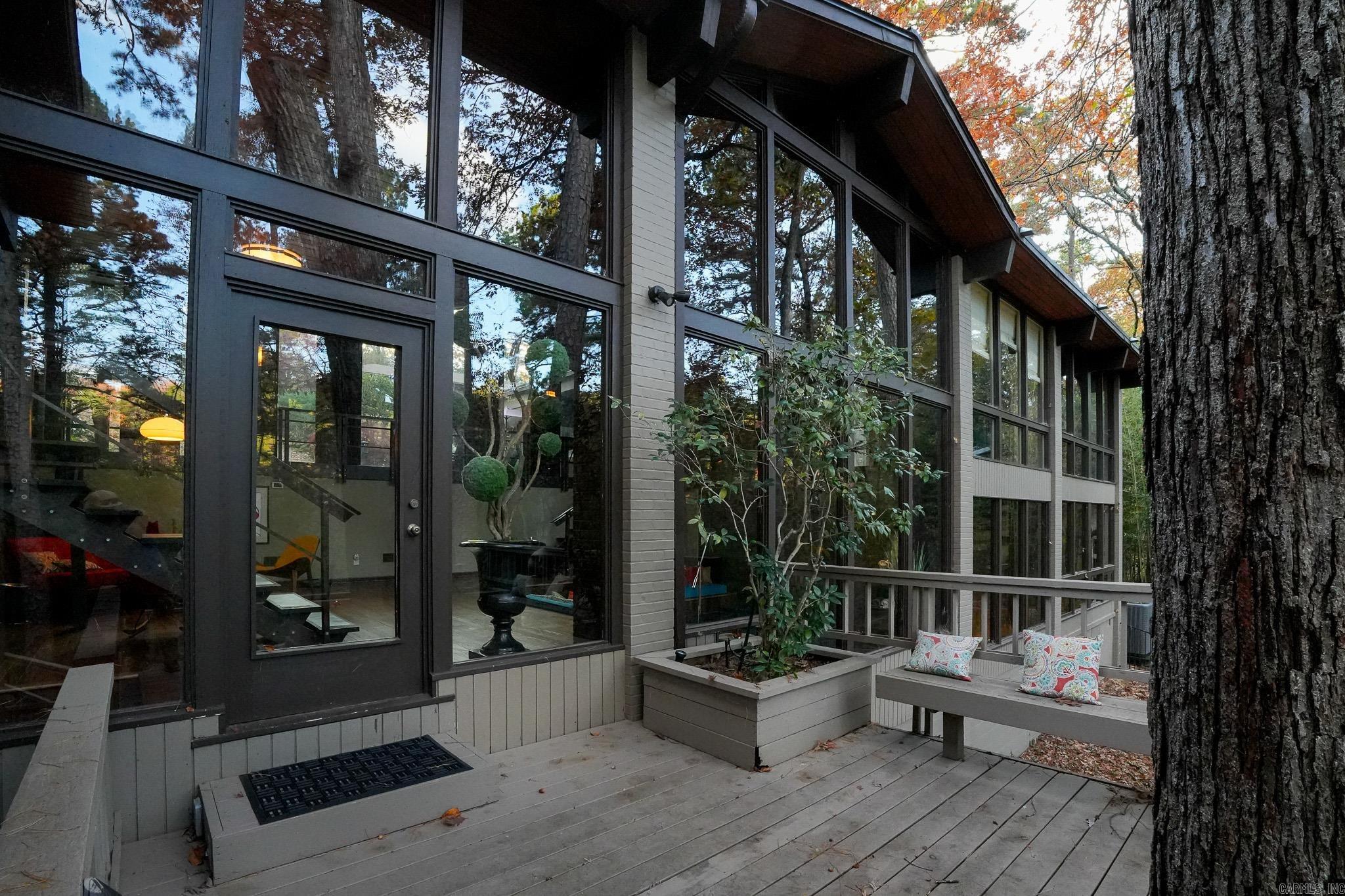 RIVER RIDGE - Residential