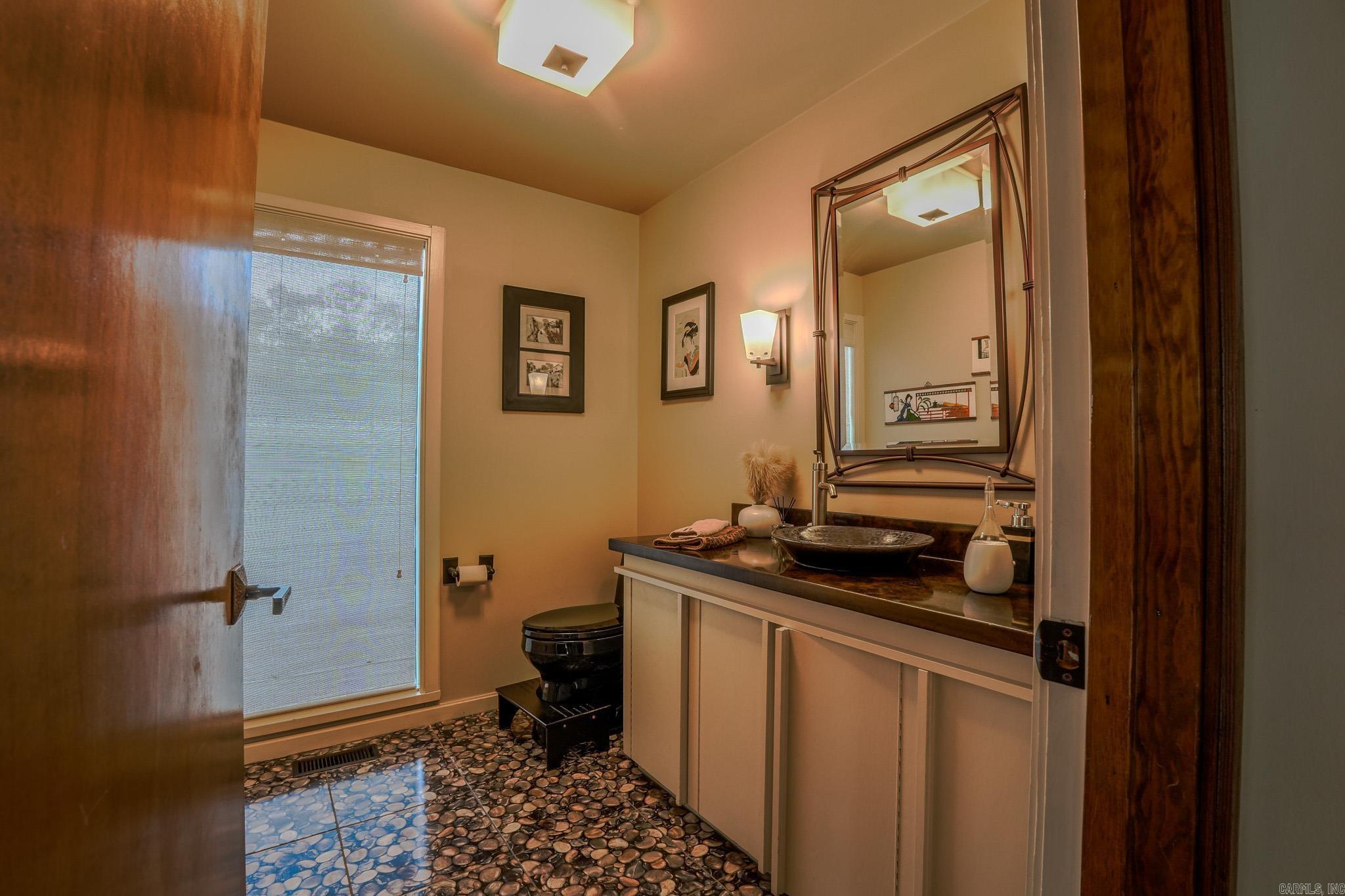 RIVER RIDGE - Residential