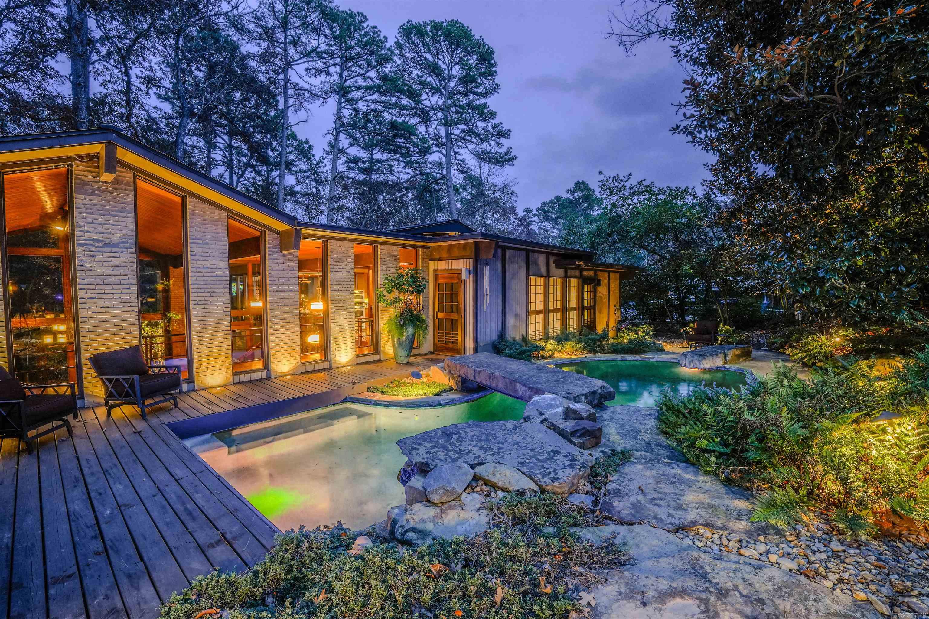 RIVER RIDGE - Residential