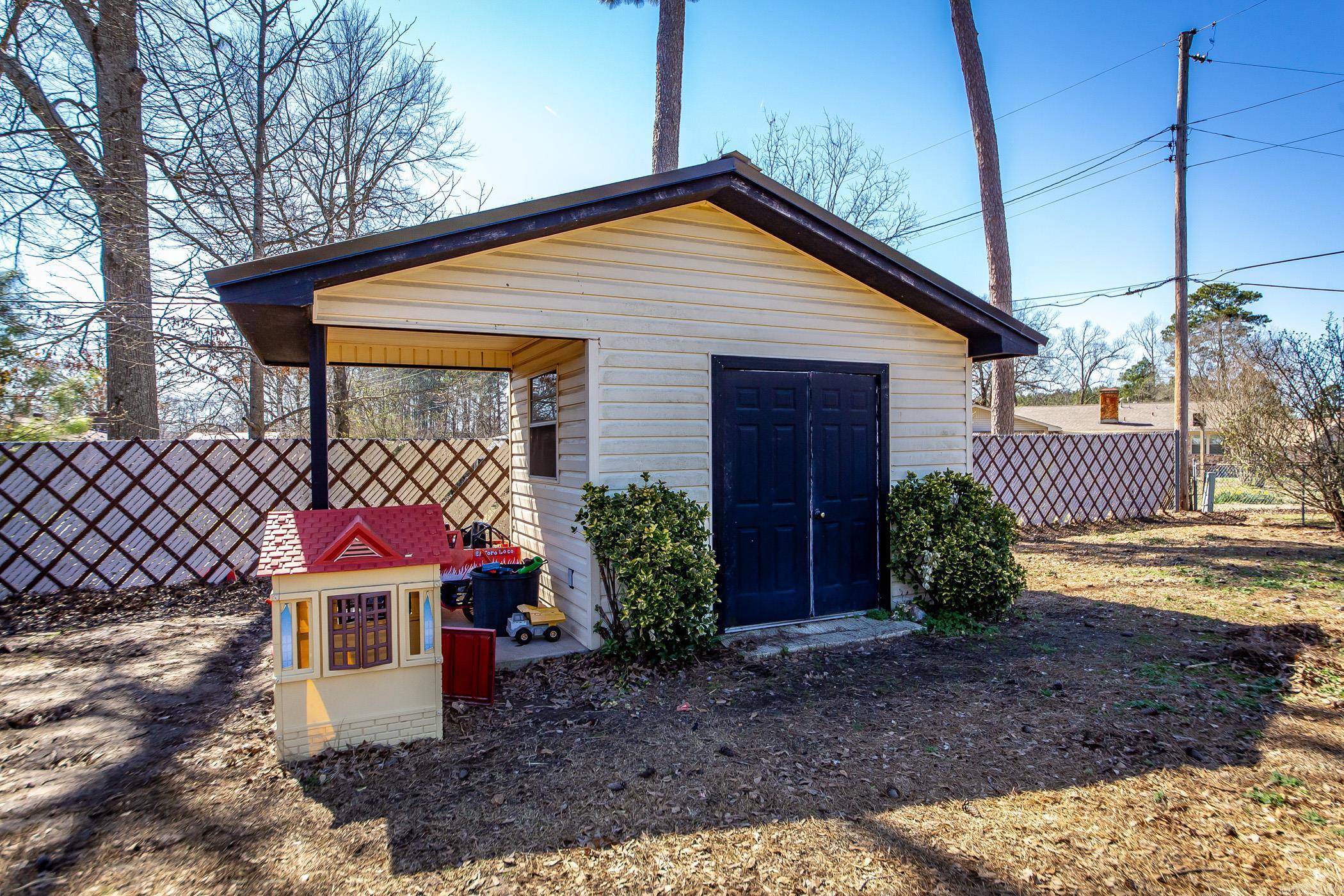 SOUTHGATE ADDITION - Residential