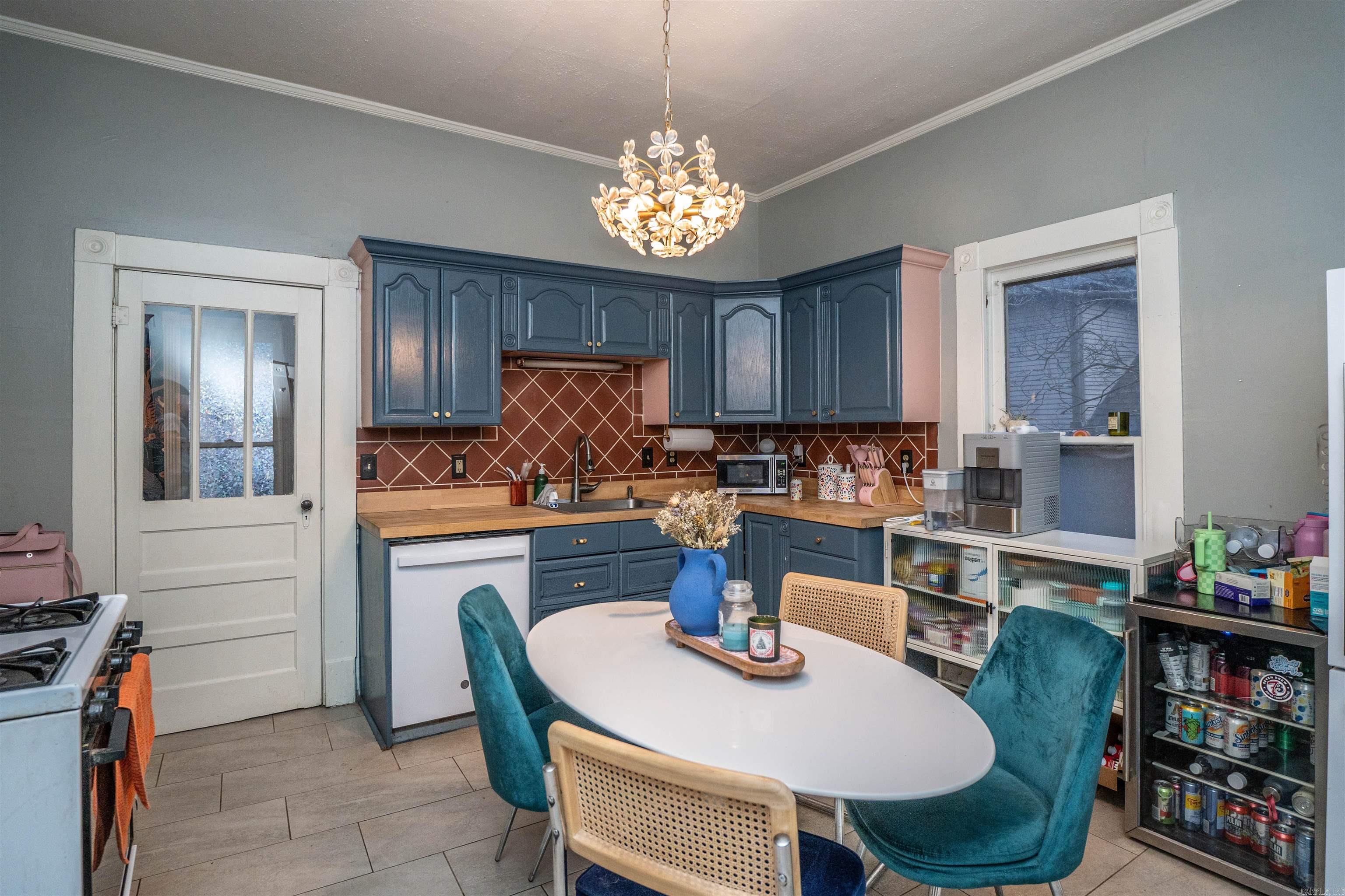 TAYLOR C H - Residential