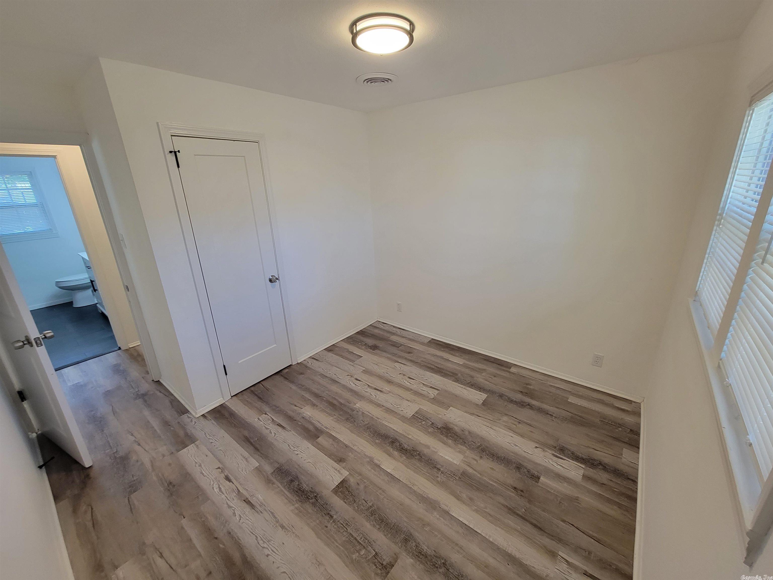 Oak View - Residential Lease