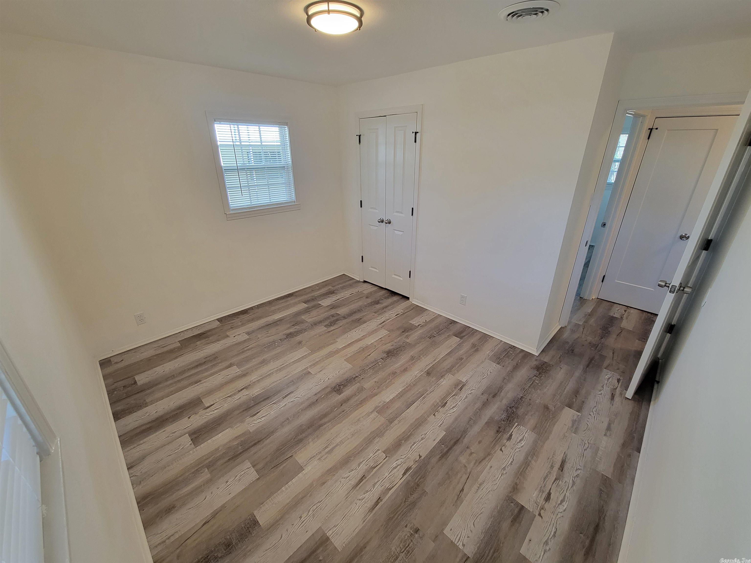 Oak View - Residential Lease