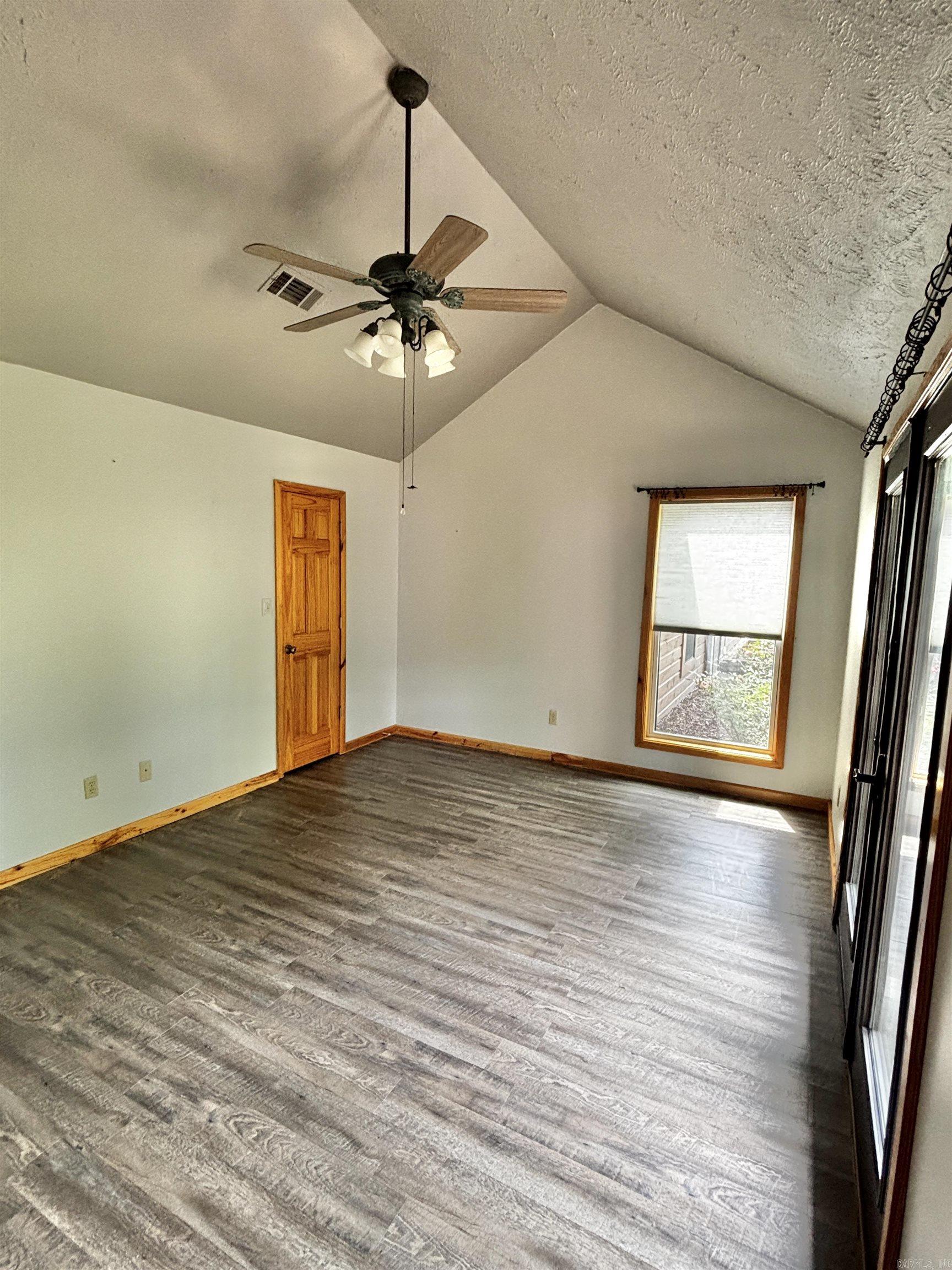 BROOKN RIDGE - Residential