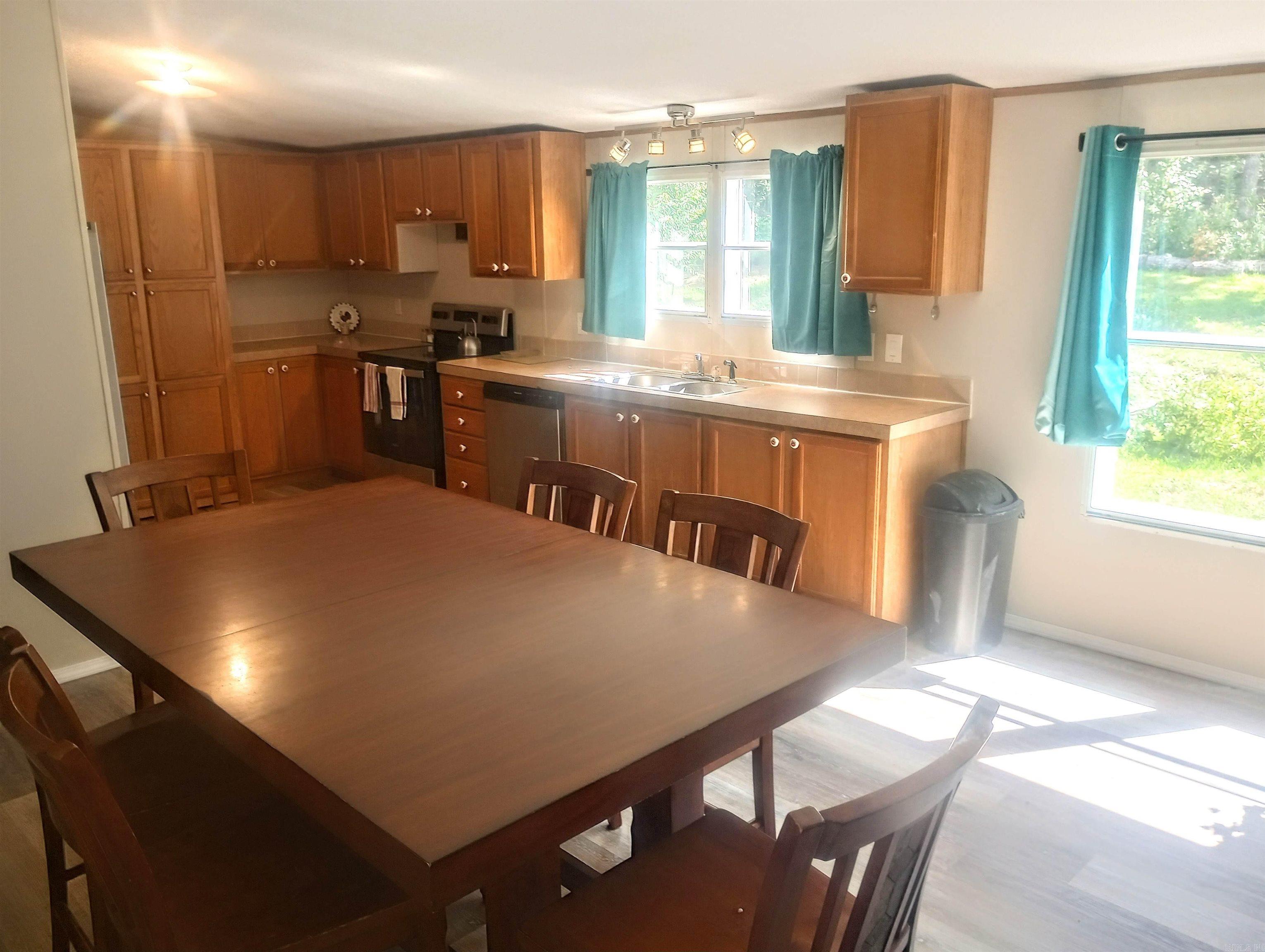 BOTKINBURG - Residential