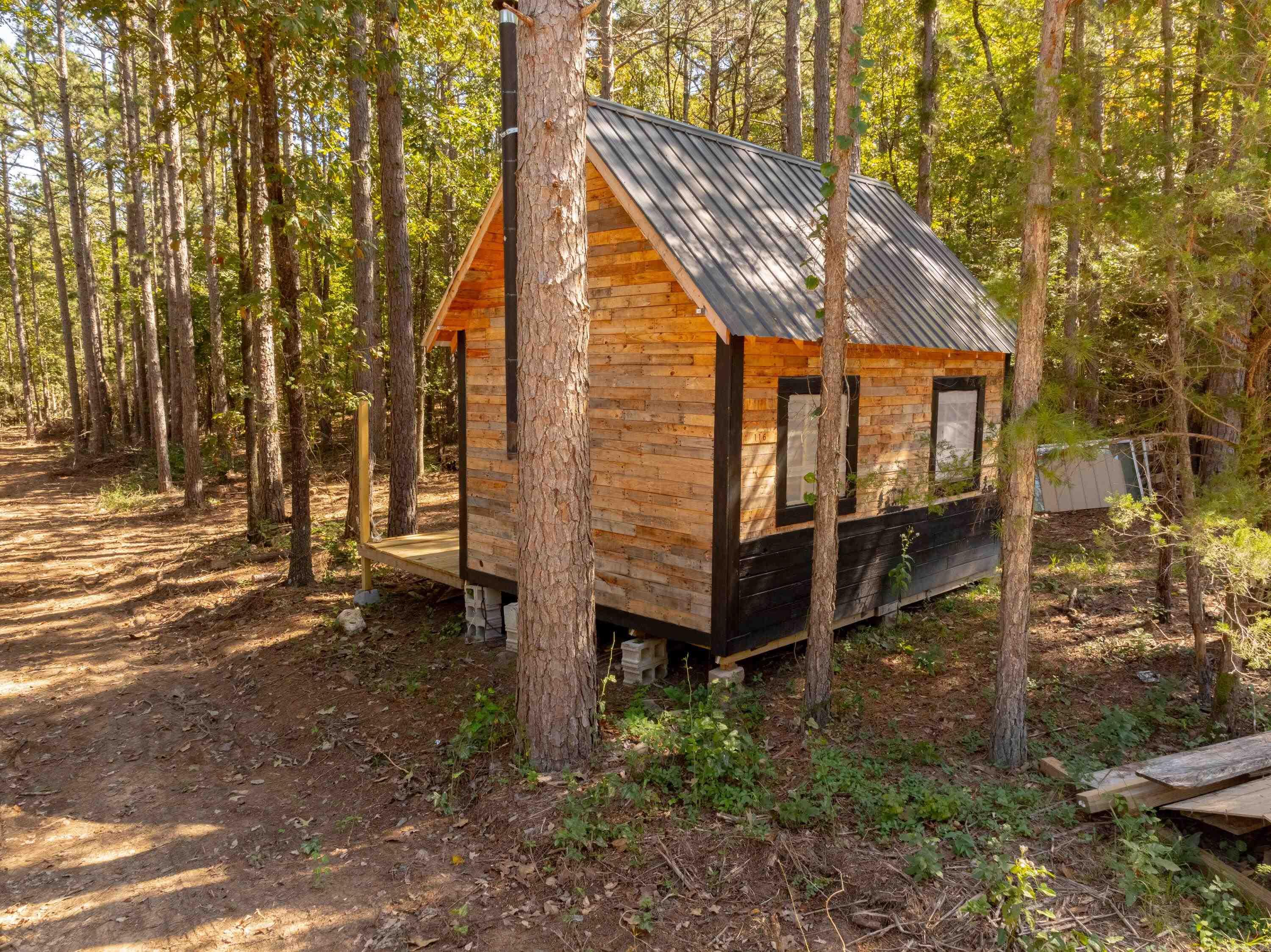 Metes & Bounds - Land