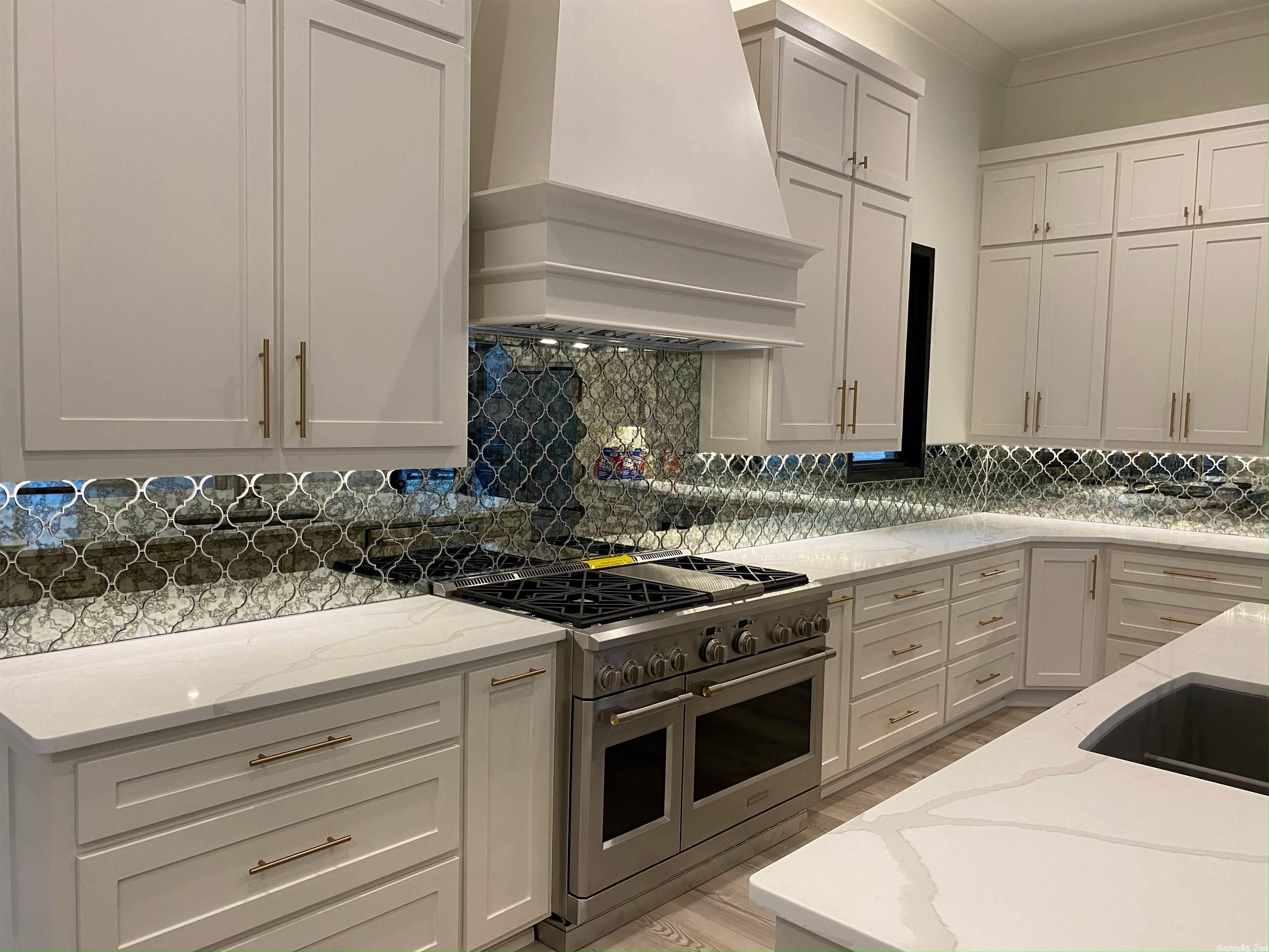 CHENAL VALLEY "FALSTONE COURT" - Residential