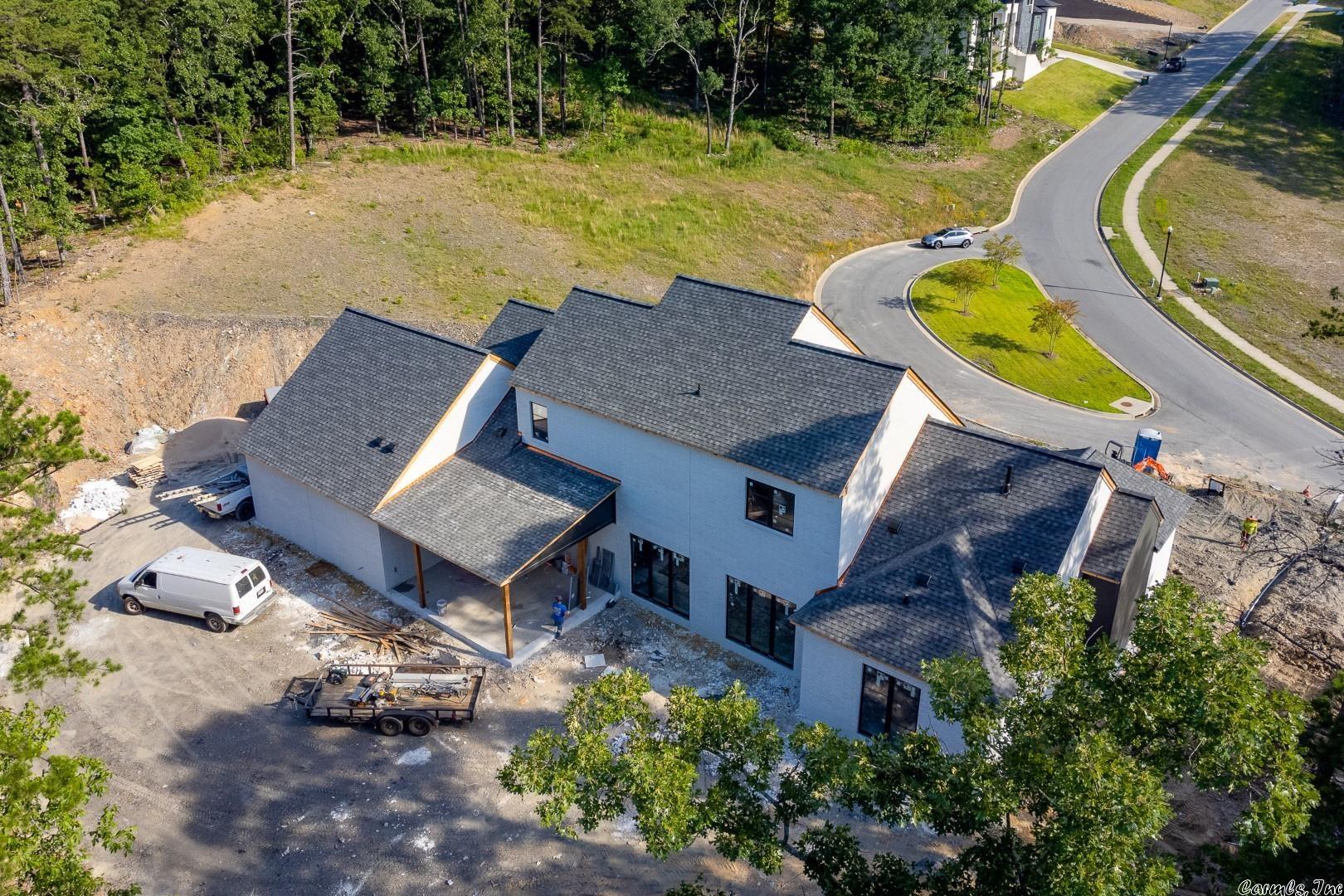 CHENAL VALLEY "FALSTONE COURT" - Residential