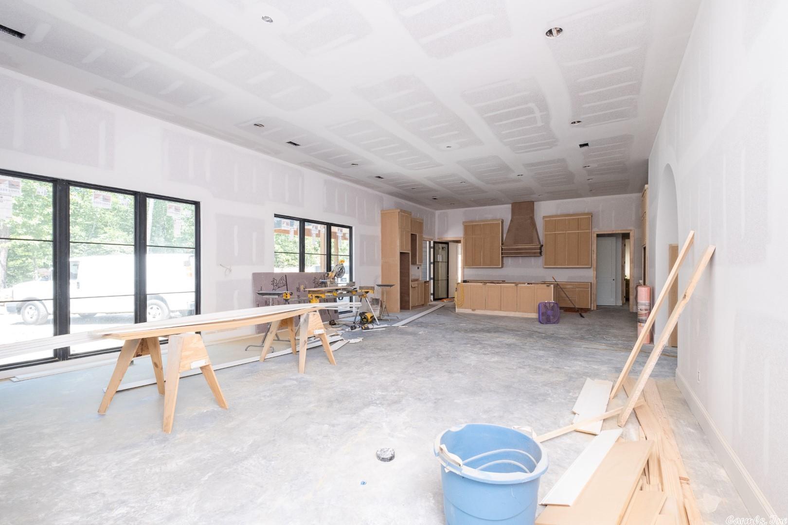 CHENAL VALLEY "FALSTONE COURT" - Residential