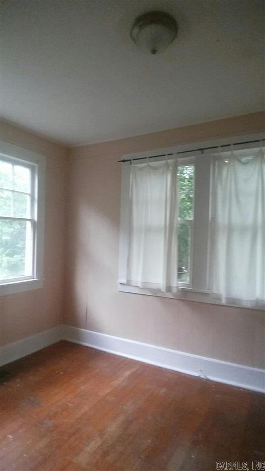 Stiffs Station - Residential Lease