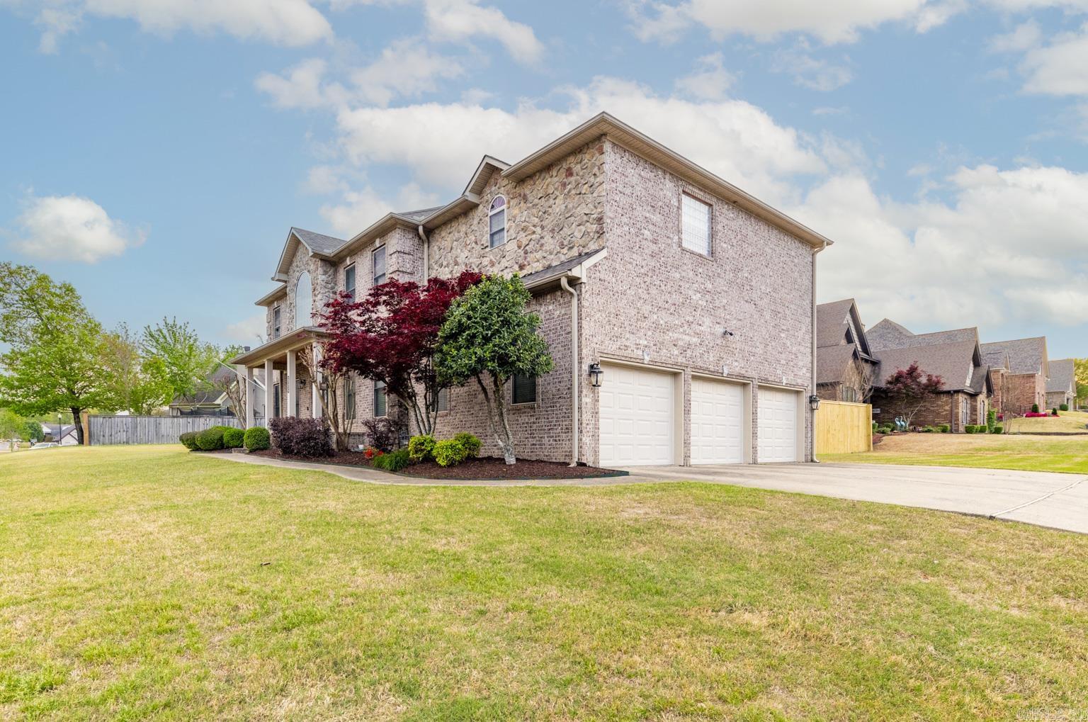 WESTPOINTE - Residential