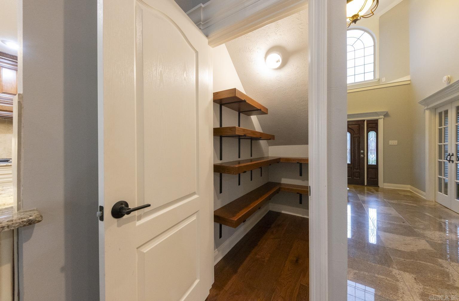 WESTPOINTE - Residential