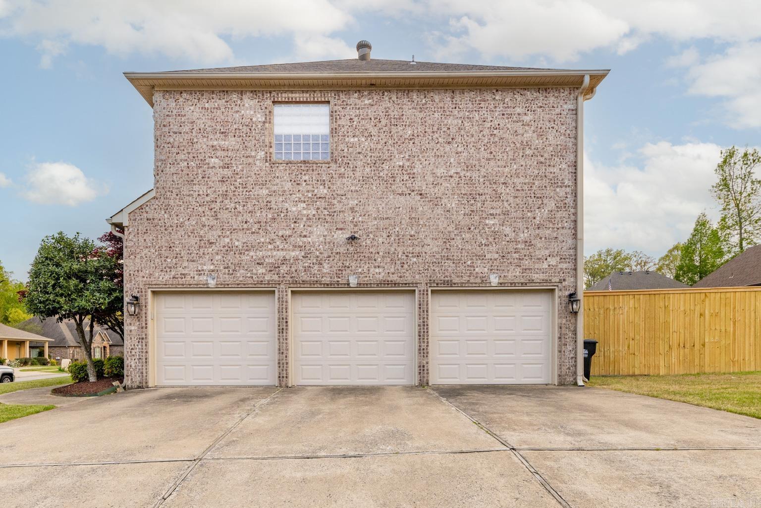 WESTPOINTE - Residential