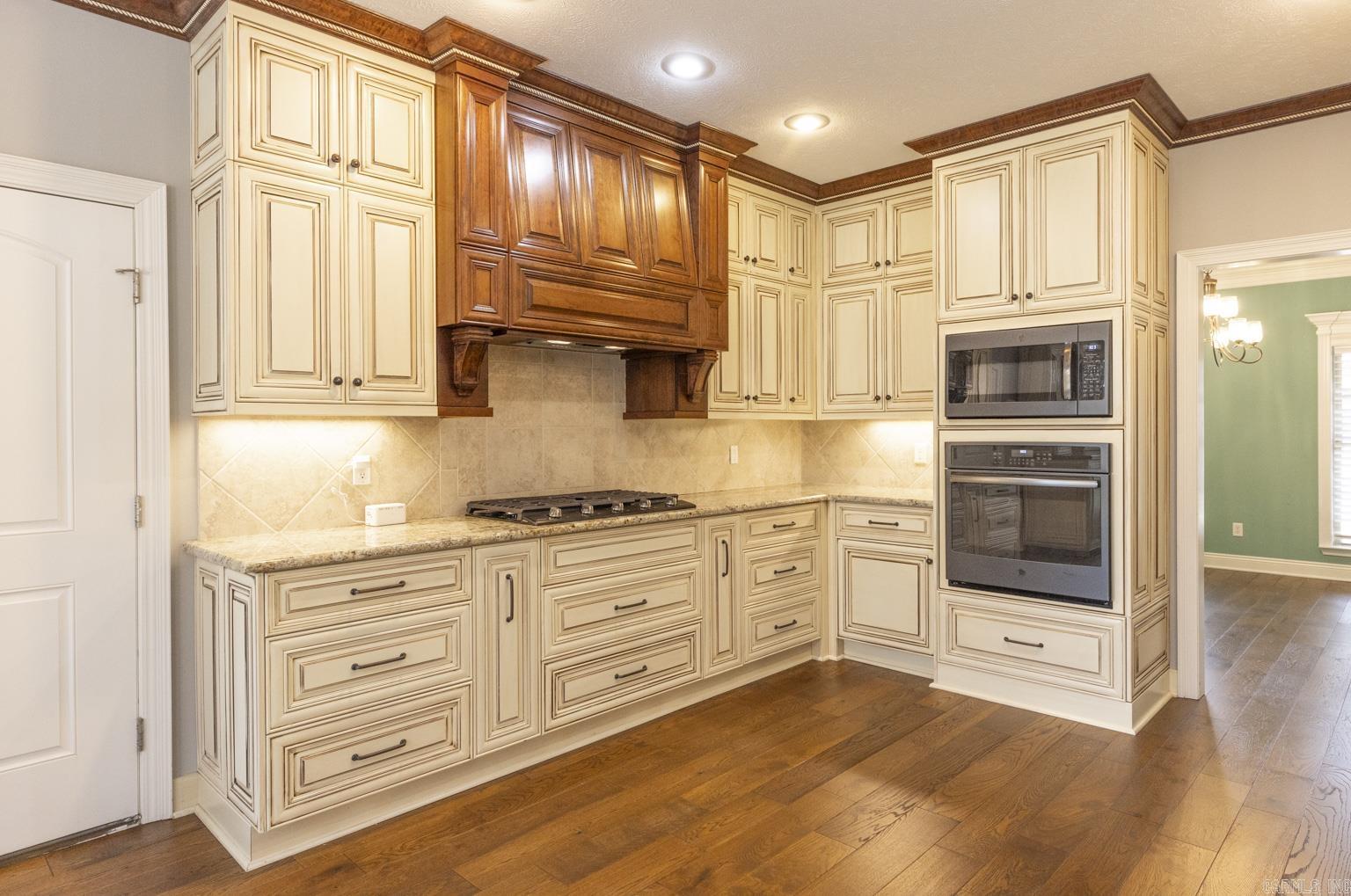 WESTPOINTE - Residential