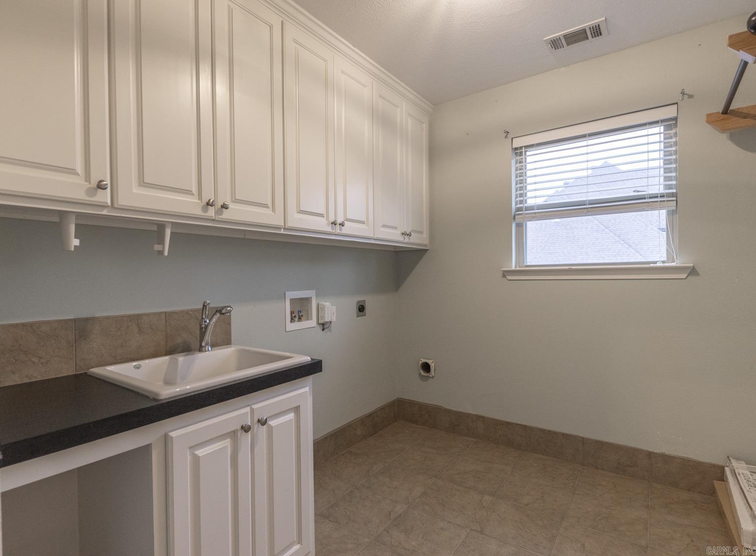 WESTPOINTE - Residential