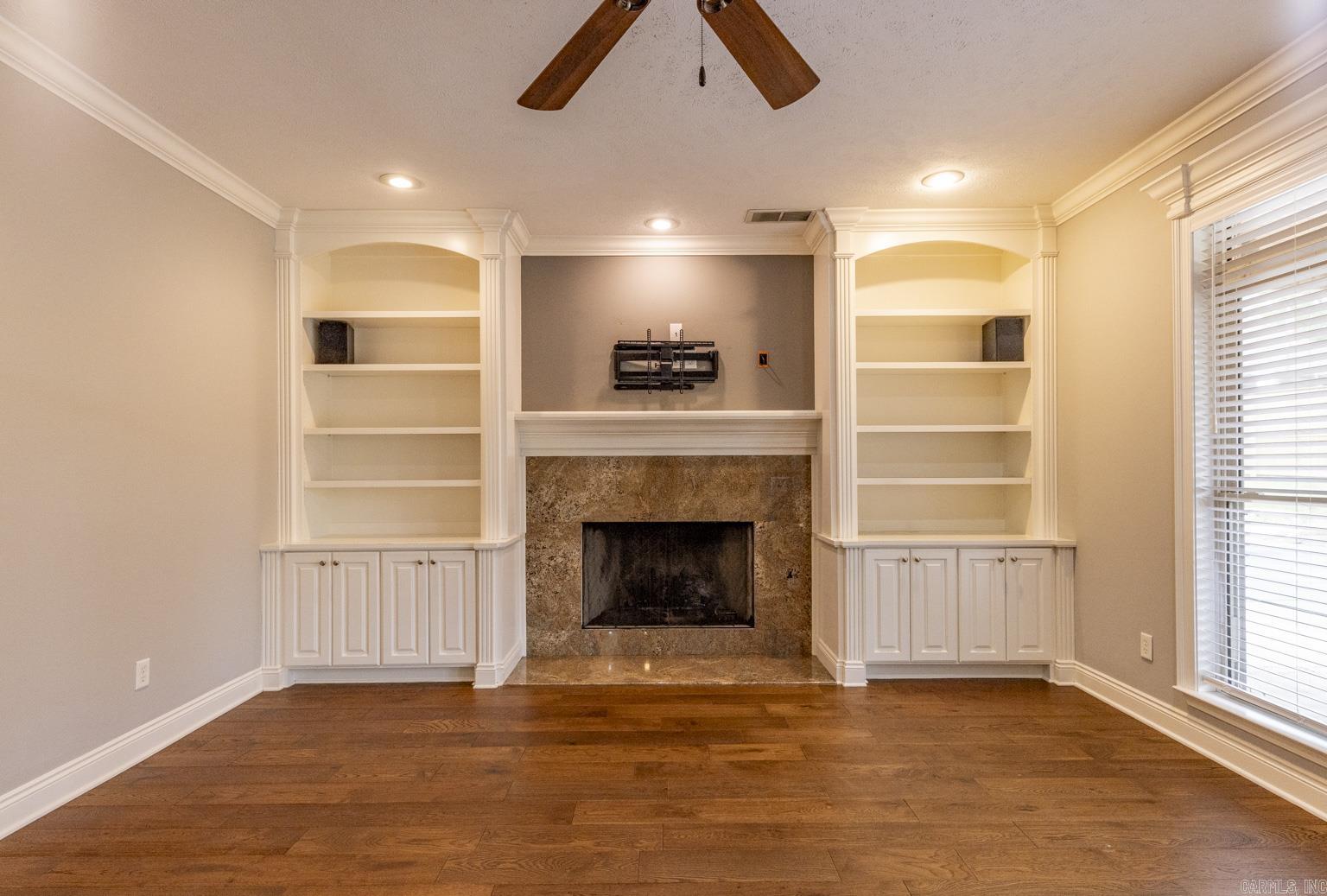 WESTPOINTE - Residential