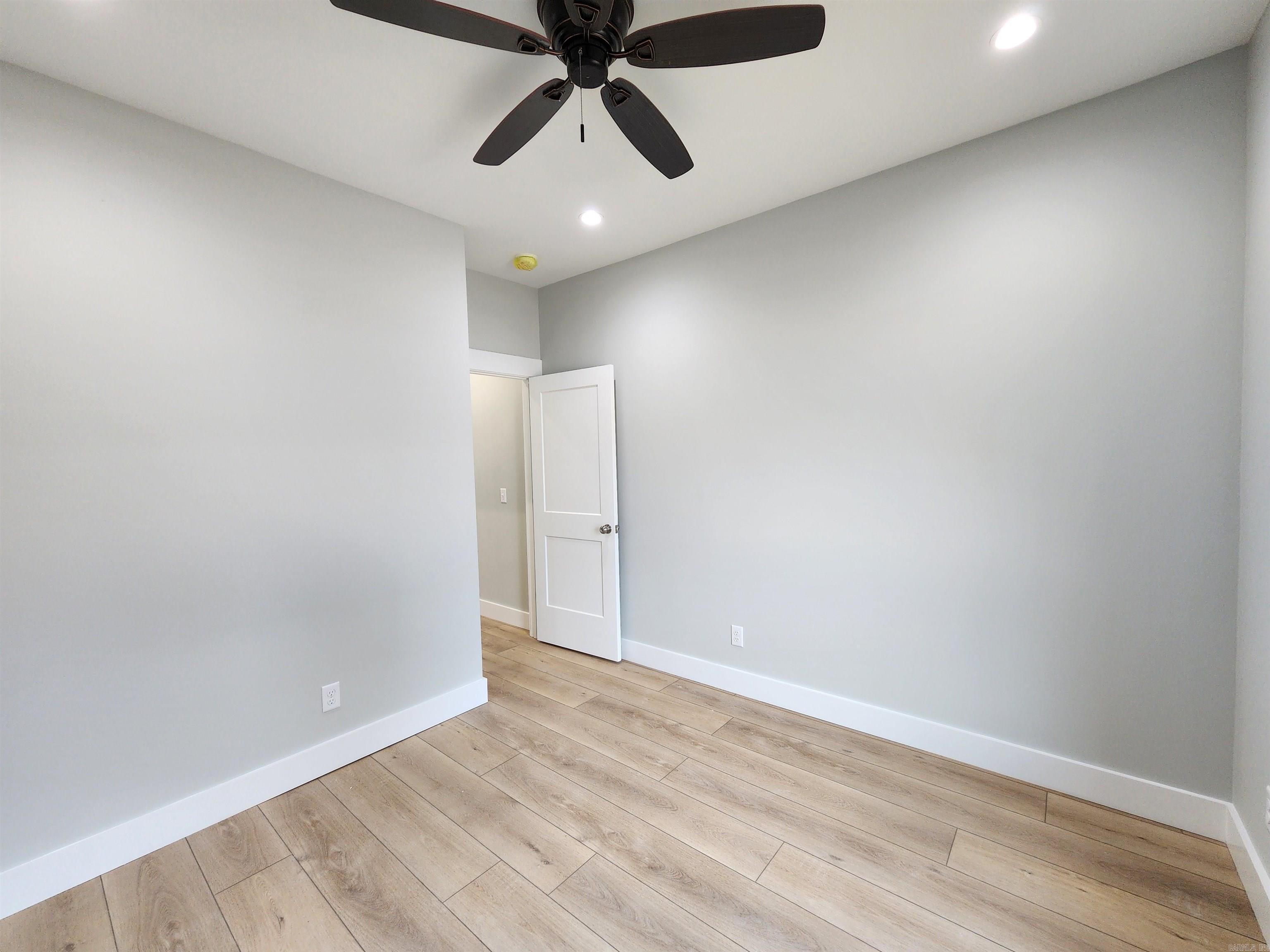 BAKER'S FIELD - Residential