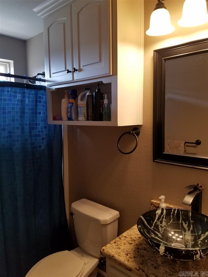 Churchill Downs - Residential Lease