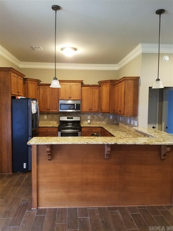 Churchill Downs - Residential Lease